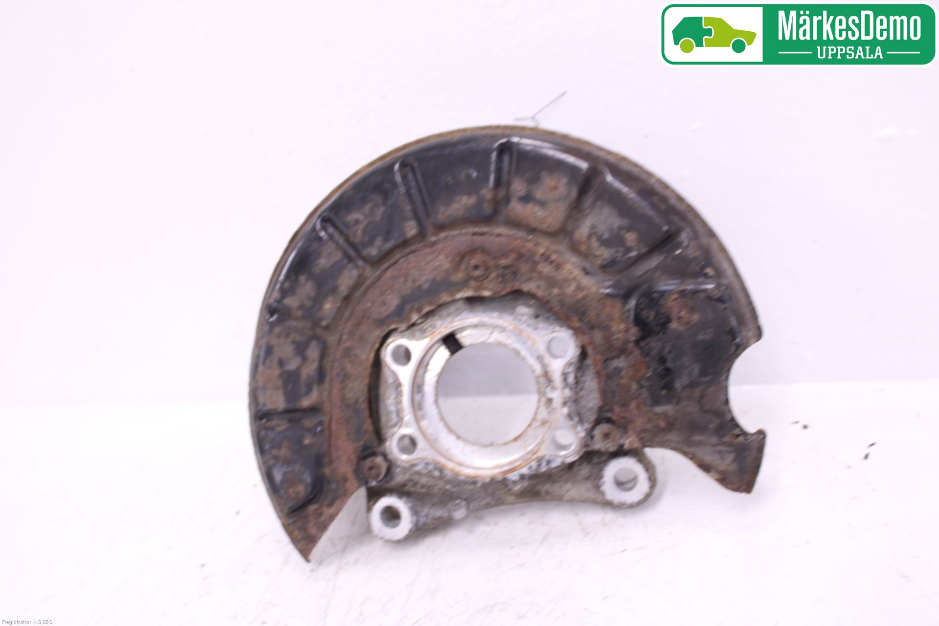 Volkswagen VW PASSAT 05-11 Spindel Vf