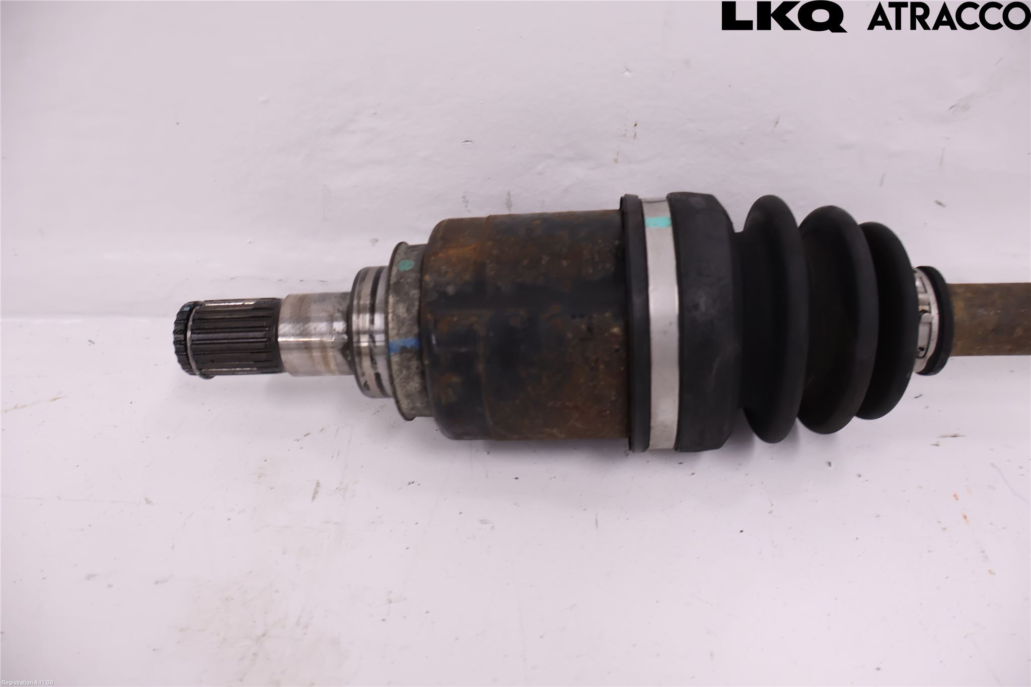 Suzuki SWIFT 11-16 Drivaksel Foran Kompl Venstre