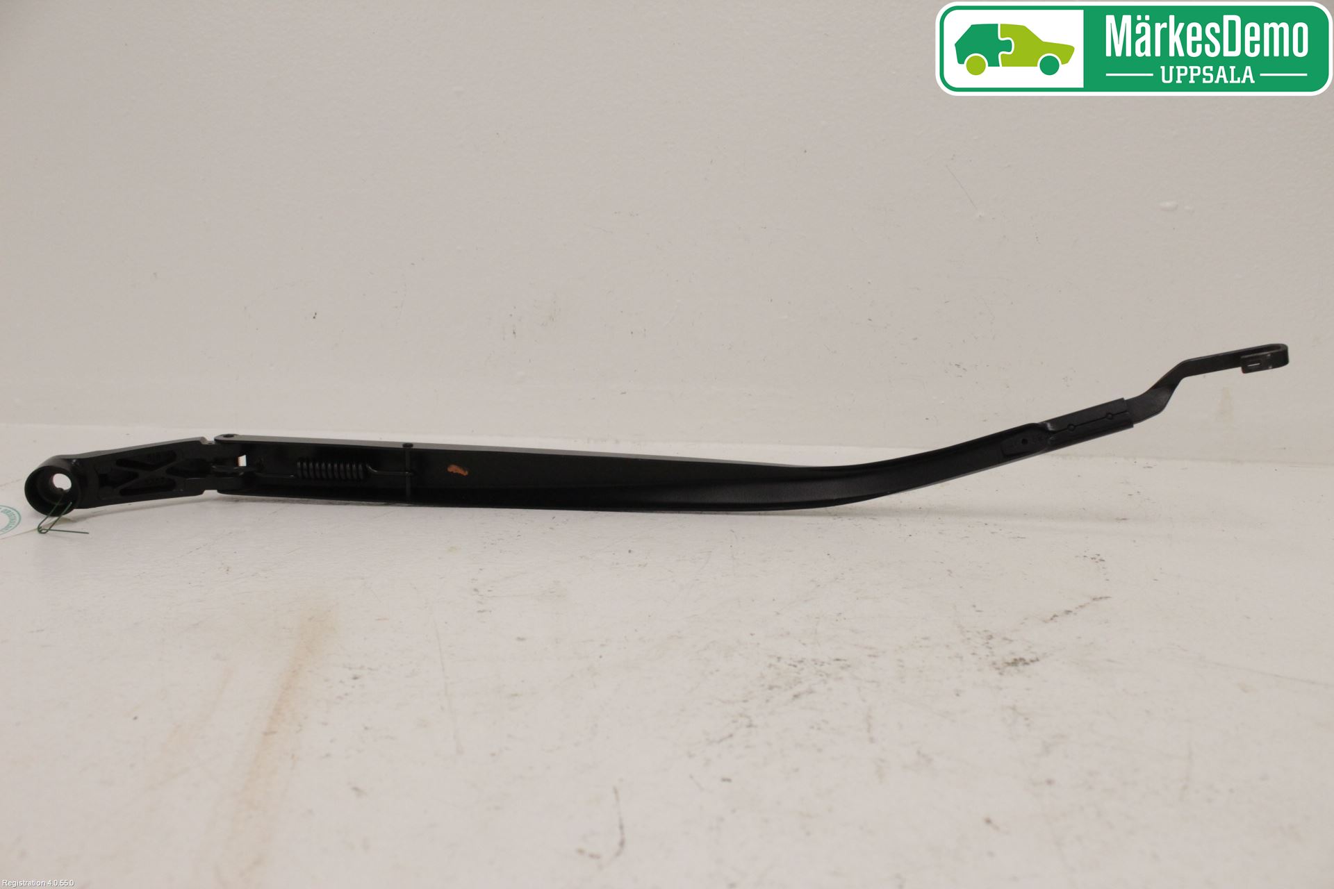 Toyota AURIS 13-19 Viskerarm-Armer Frontrute