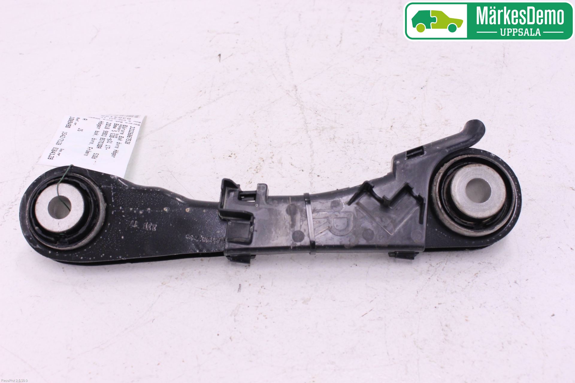 BMW 5 G30/G31/F90 17-23 Bærearm Bak Høyre Øvre