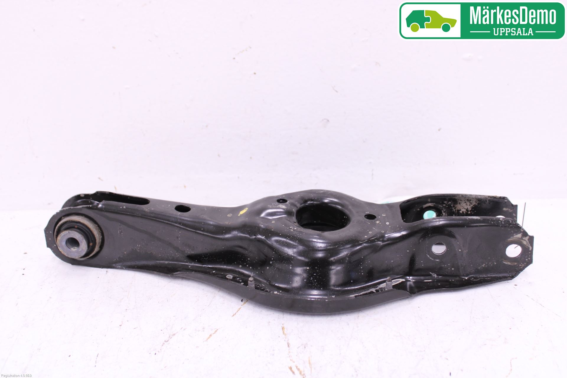 BMW 3 F30/F31/F80 12-19 Bærearm Bak Høyre