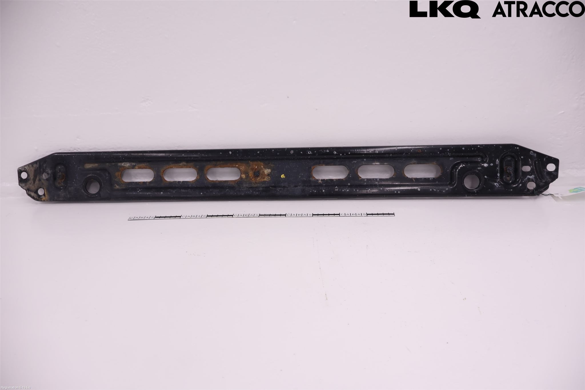 Volvo V60 14-18 Radiator Feste - Ramme - Bjelk