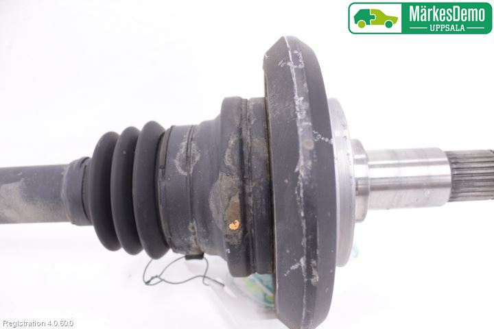 Mercedes-Benz MB C-KLASS (W205) 14-21 Drivaksel Bak Kompl Venstre
