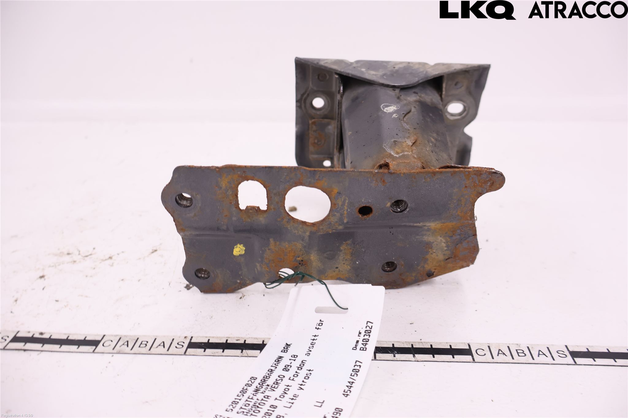 Toyota VERSO 09-18 Støtfanger Bak Feste