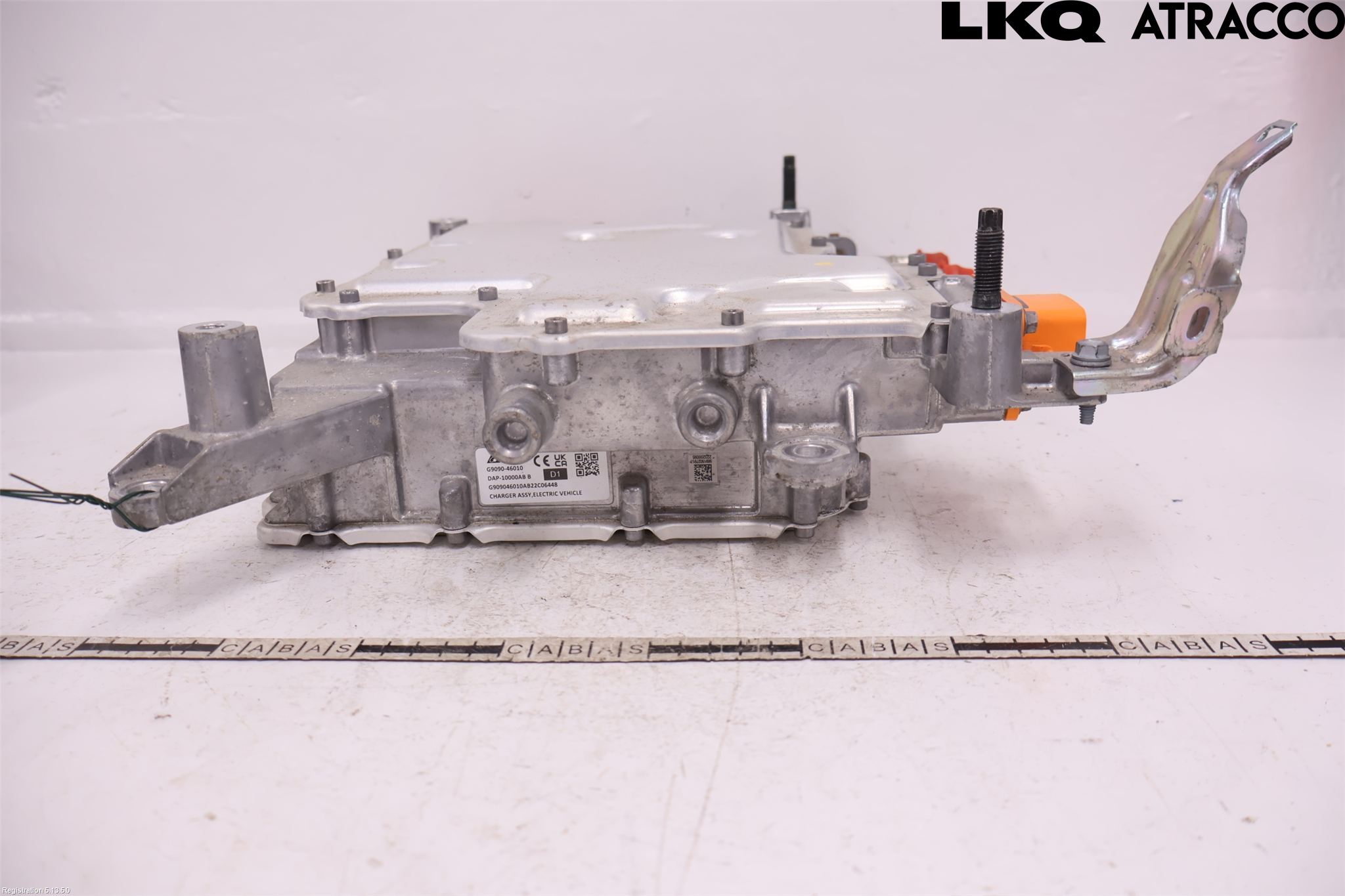 Toyota bZ4X EA10 22- Batterilader Hybrid