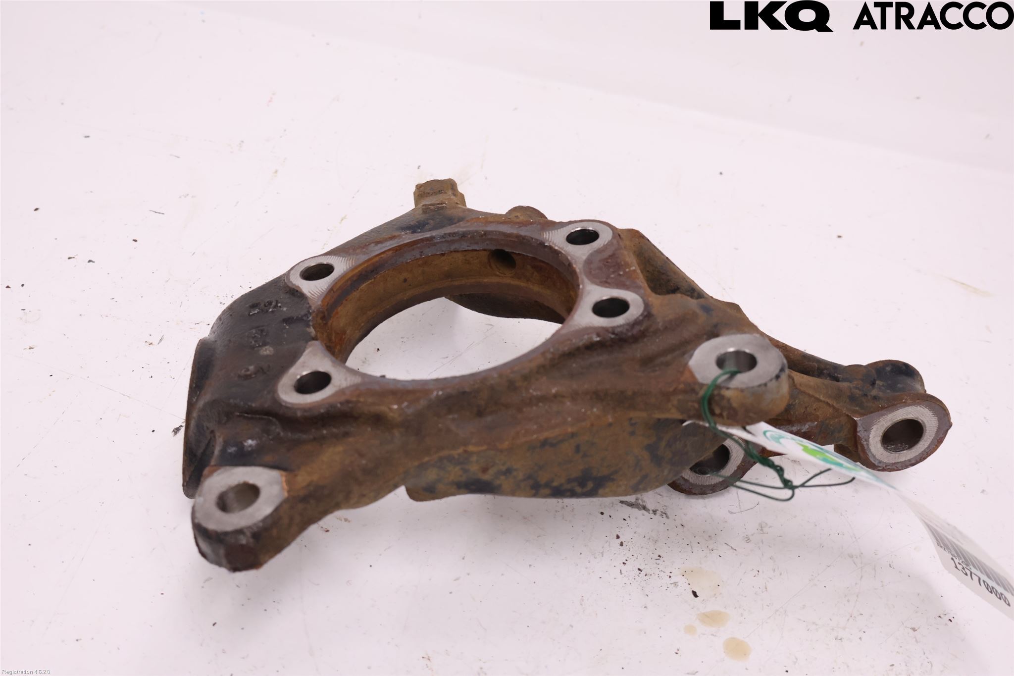 Toyota CAMRY 19-24 Spindel Hf