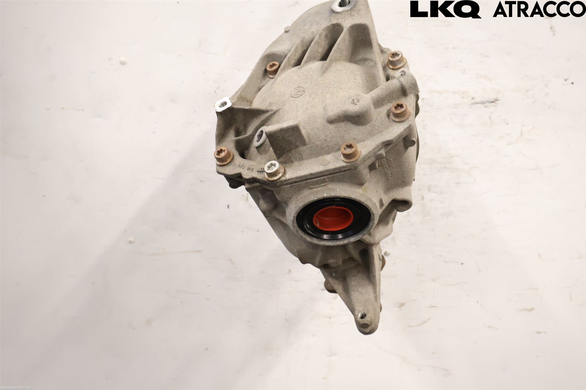 BMW 5 F10/F11/F18 09-17 Bakaksel Kardang Bak -Diff
