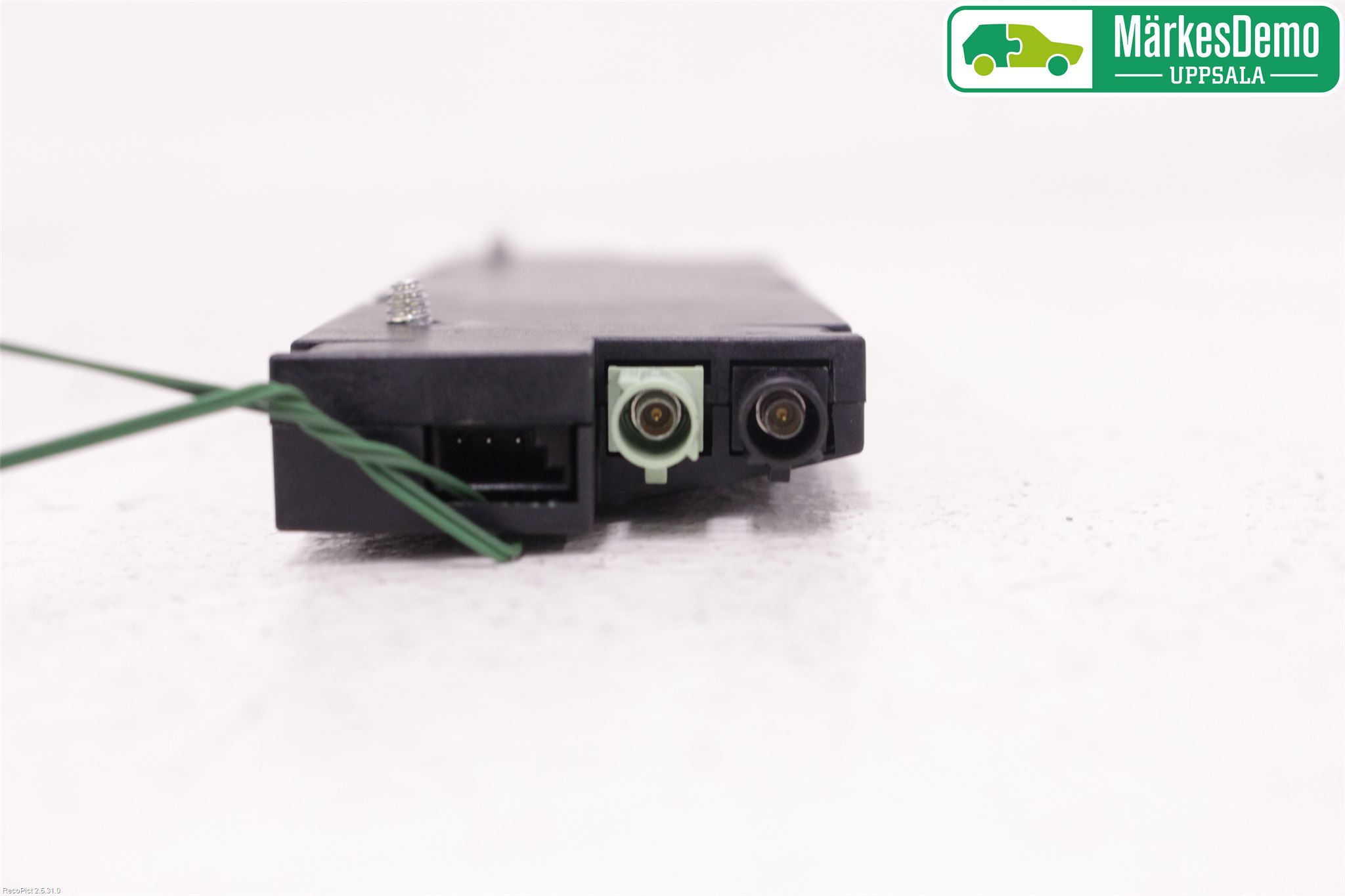 BMW 5 F10/F11/F18 09-17 Stereo Antenneforsterker