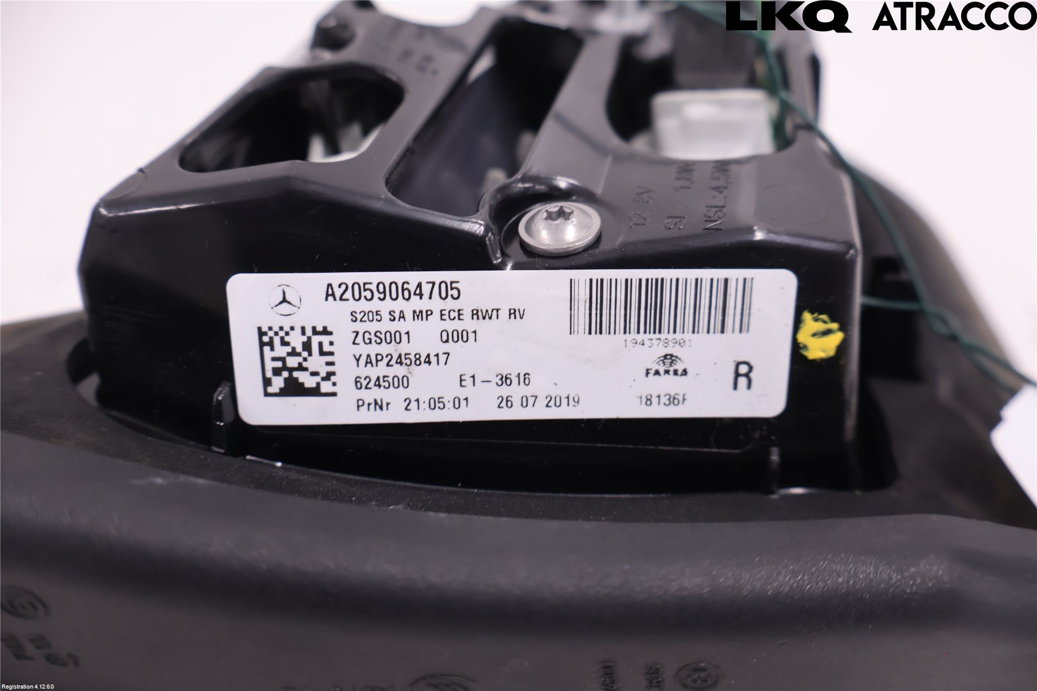 Mercedes-Benz MB C-KLASS (W205) 14-21 Baklykt Høyre  På Luke(Indre)