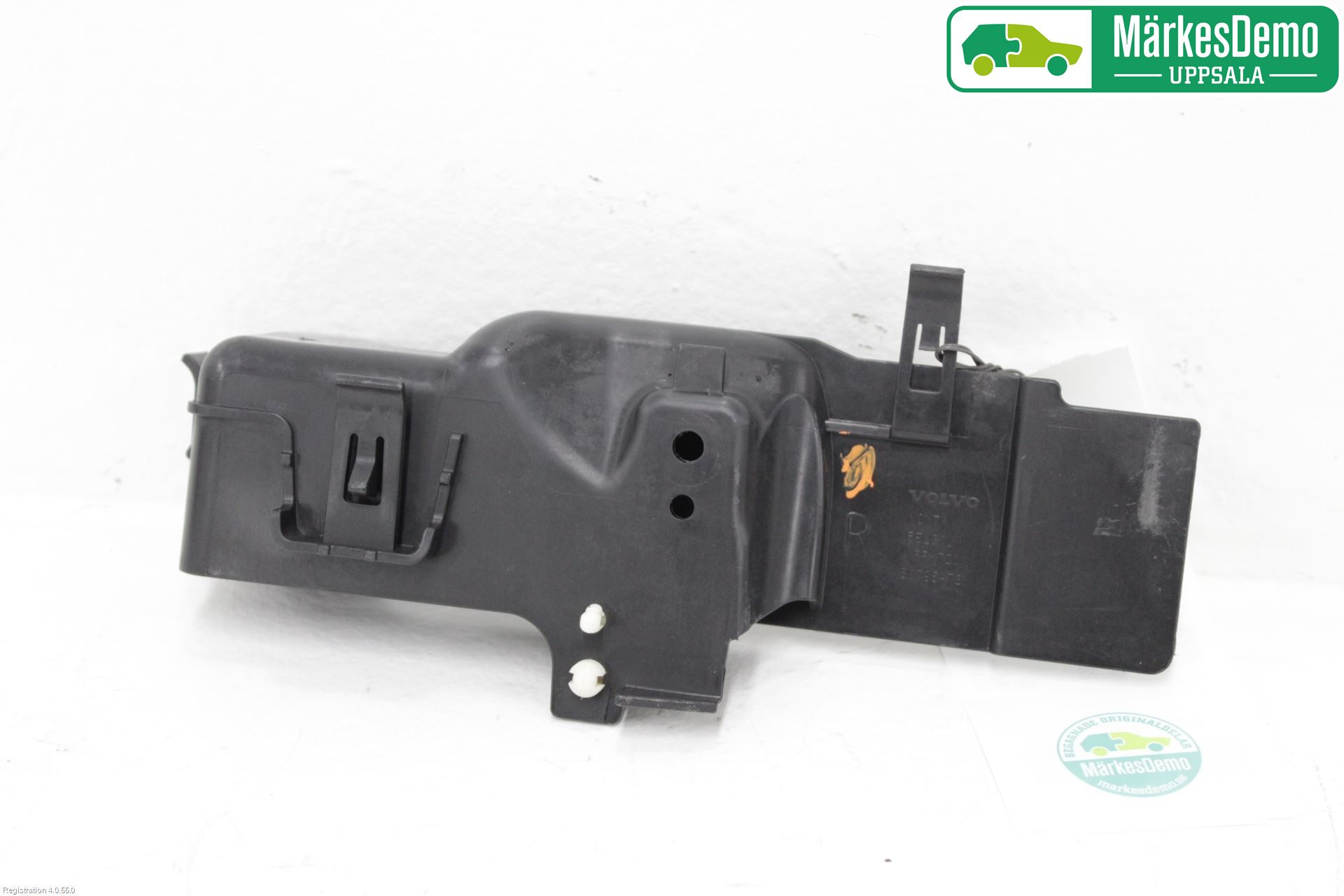 Volvo V60 11-13 Radiator Feste - Ramme - Bjelk