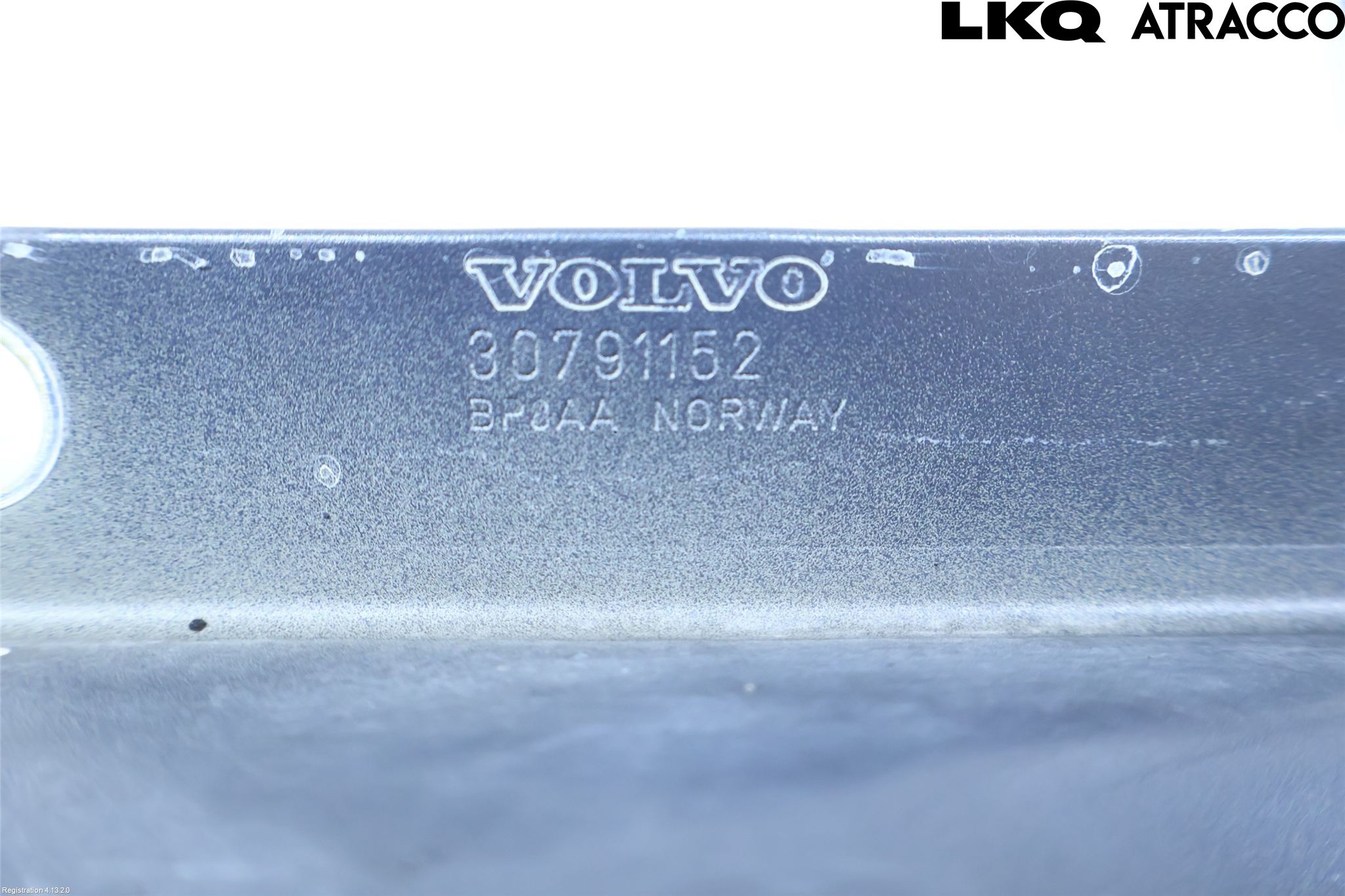 Volvo V70 08-13 Støtfanger Foran Bjelke