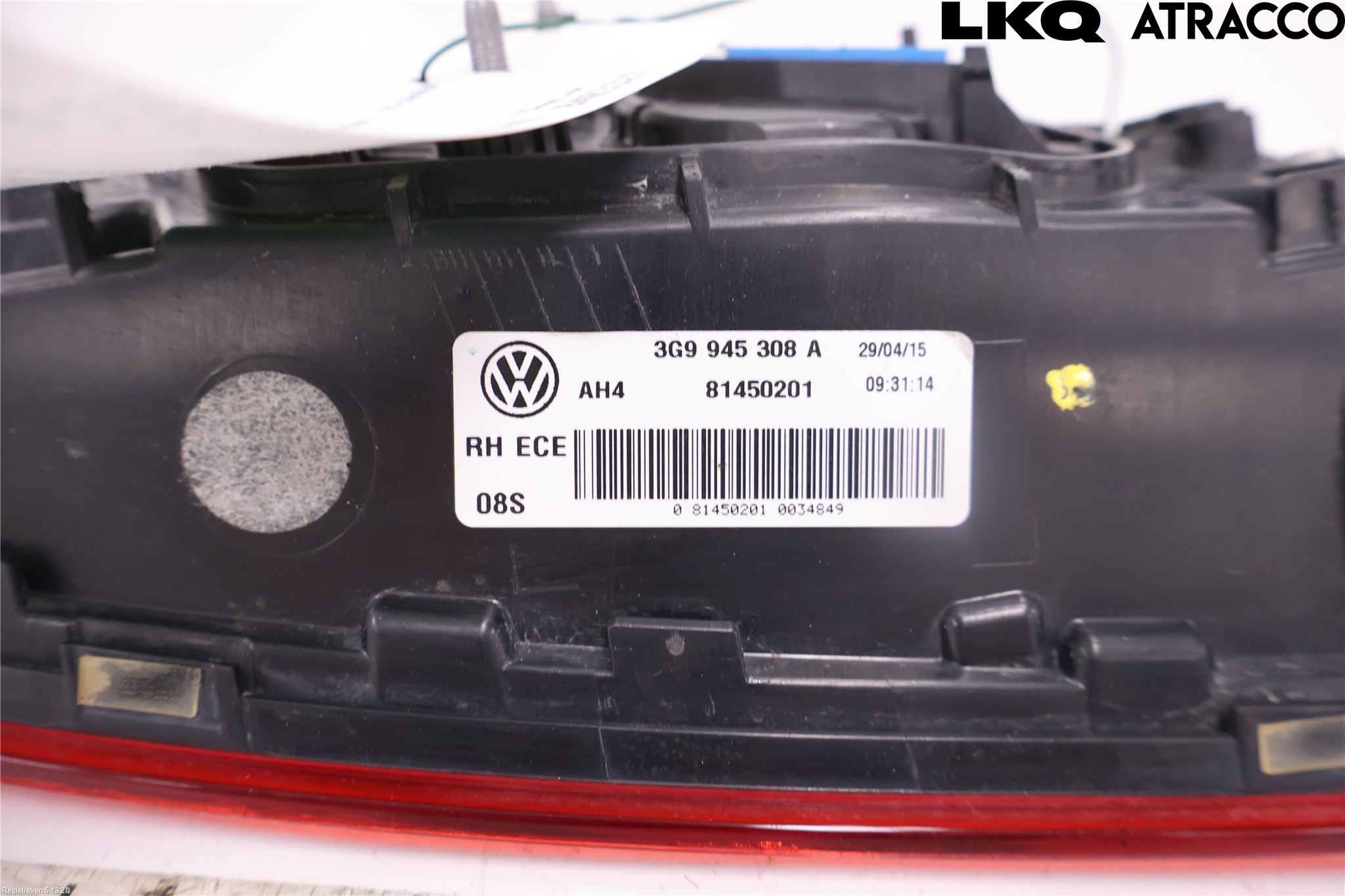 Volkswagen VW PASSAT 15-19 Baklykt Høyre  På Luke(Indre)