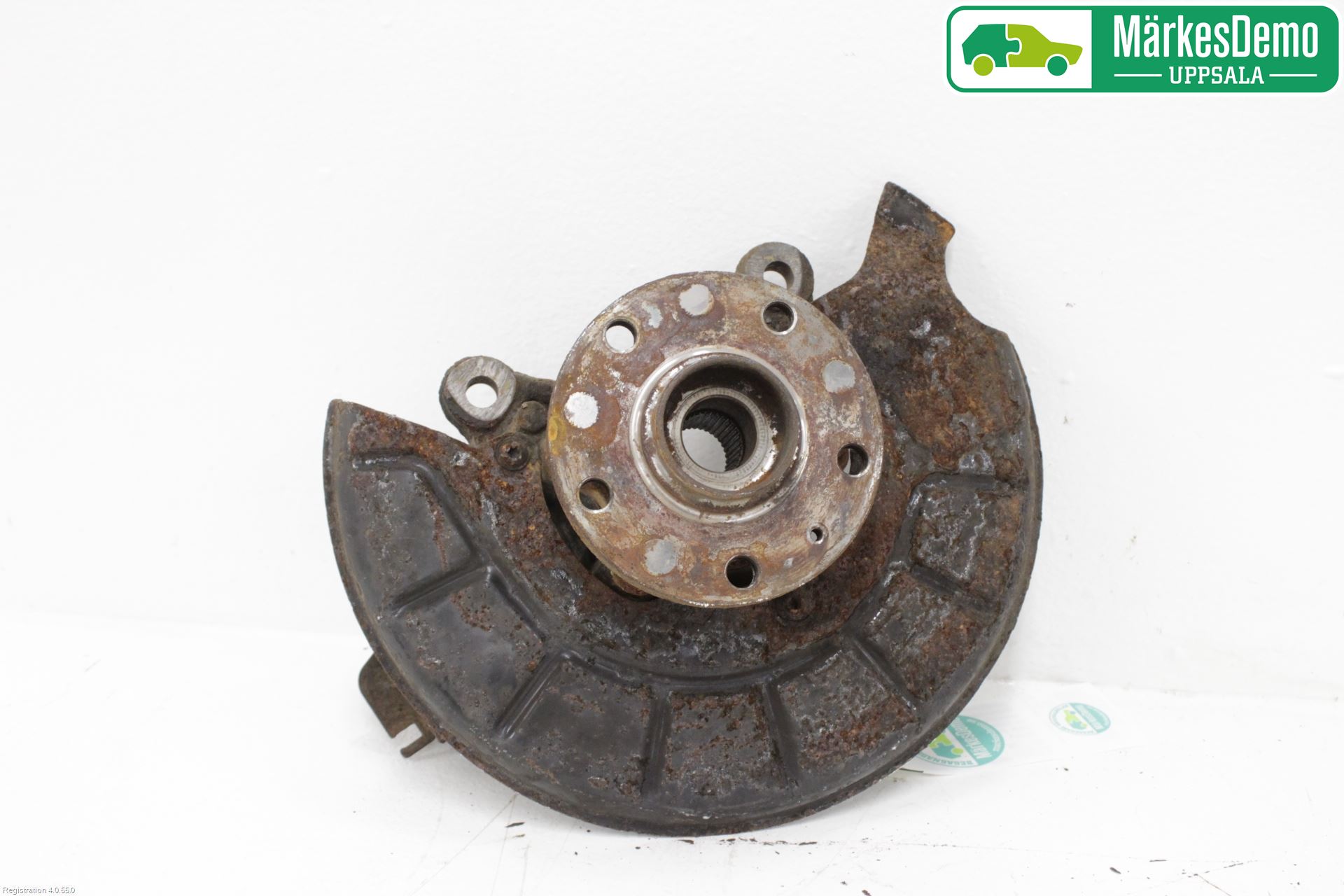 Volkswagen VW CADDY      04-10 Spindel Hf