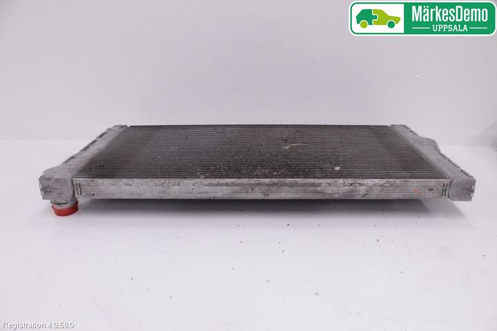 BMW 5 F10/F11/F18 09-17 Radiator Automat