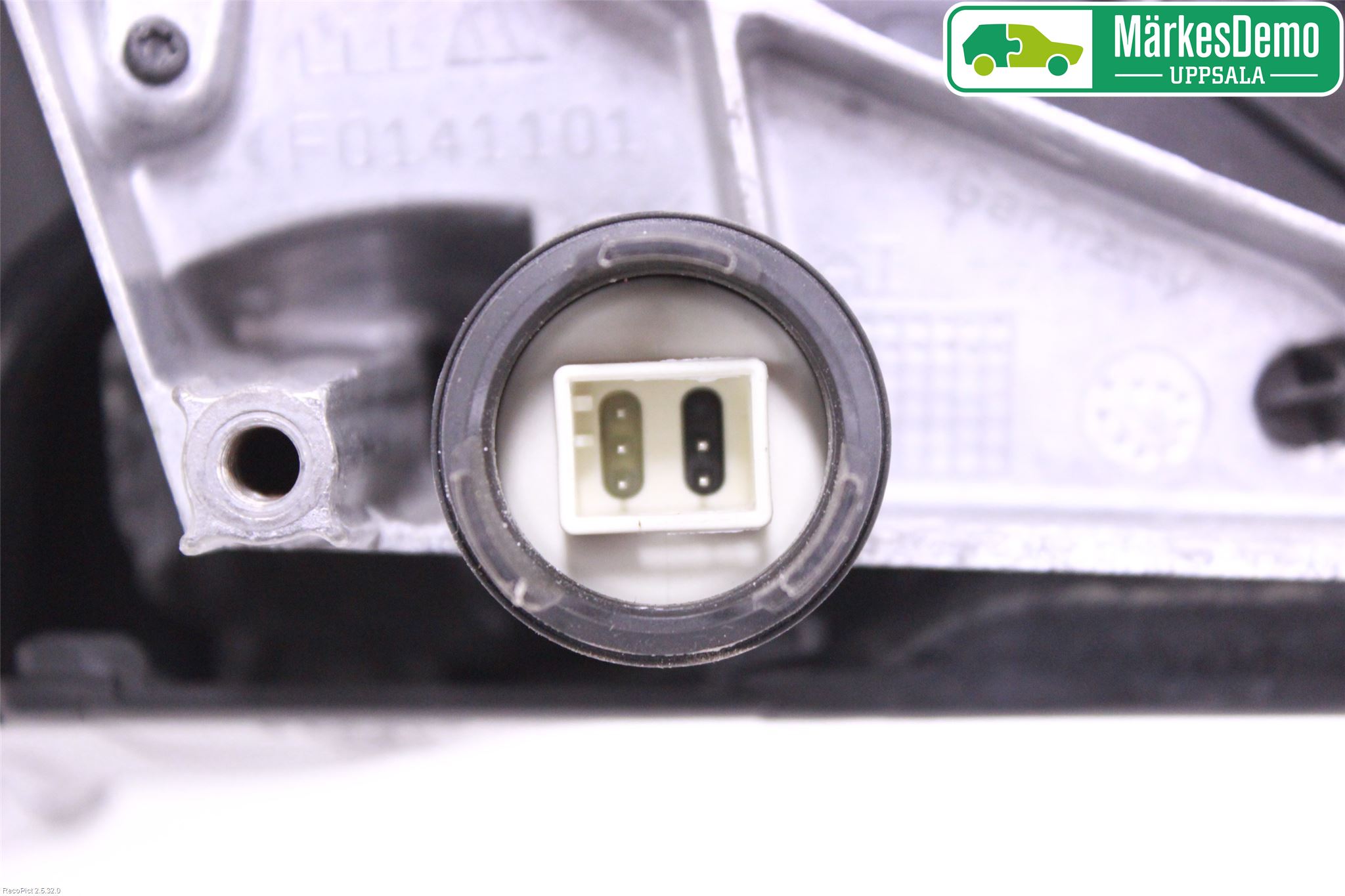 BMW 1 E87/81 5D/3D 03-11 Speil V M-El Justering