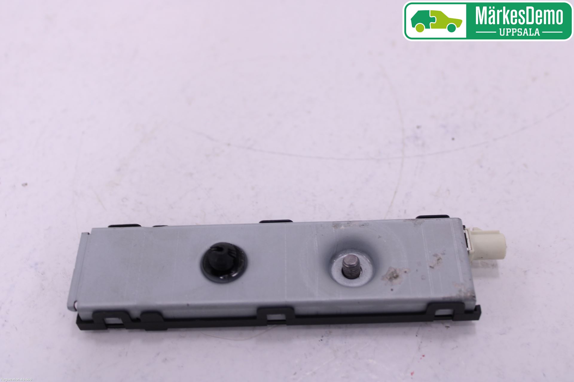 Mercedes-Benz MB E-KLASS (W213) 16-23 Stereo Antenneforsterker