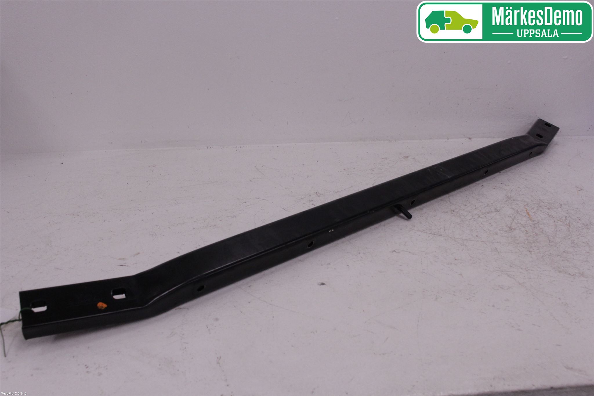 BMW 5 F10/F11/F18 09-17 Front Øvrig