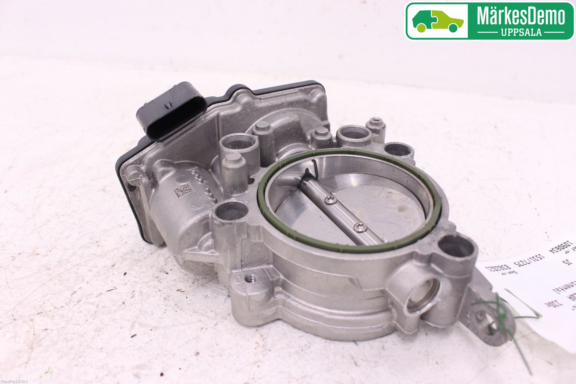 BMW 3 F30/F31/F80 12-19 Inns Spjeldhus