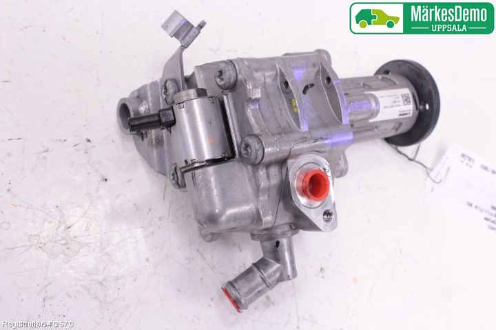 BMW 5 F10/F11/F18 09-17 Servo Pumpe