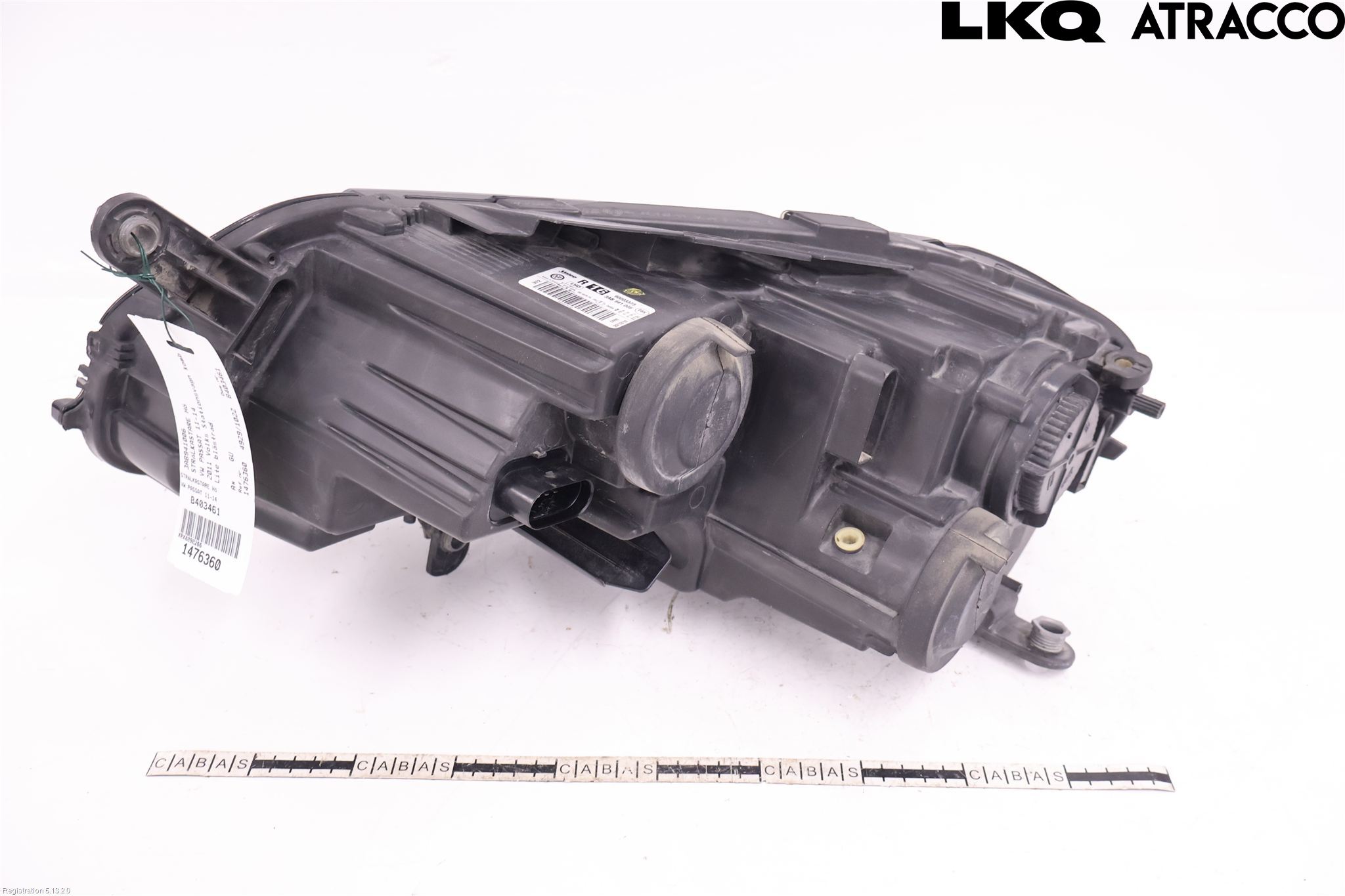 Volkswagen VW PASSAT 11-14 Frontlykt Høyre