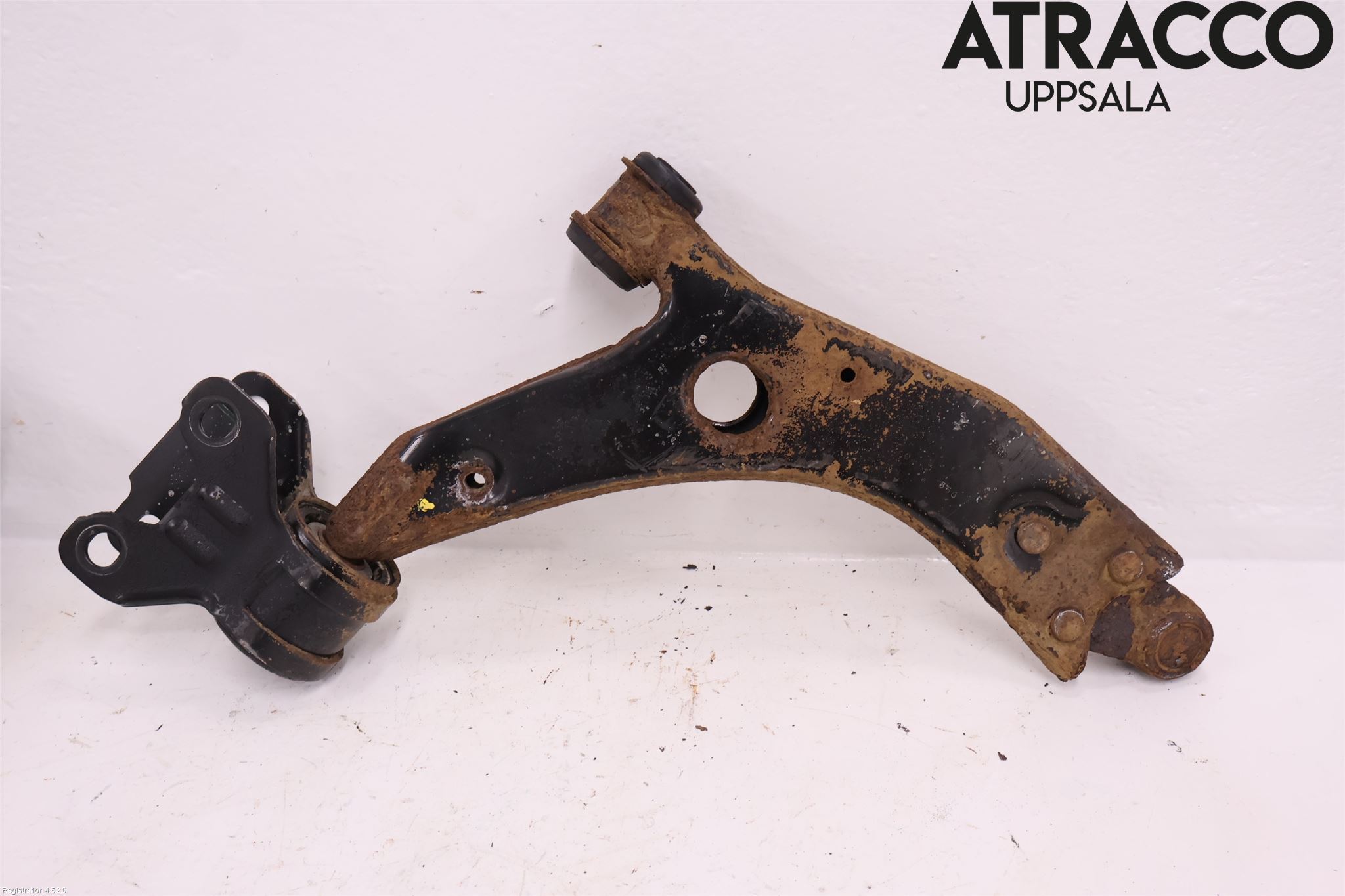 Ford FOCUS 11-14 Bærearm Foran Venstre Nedre