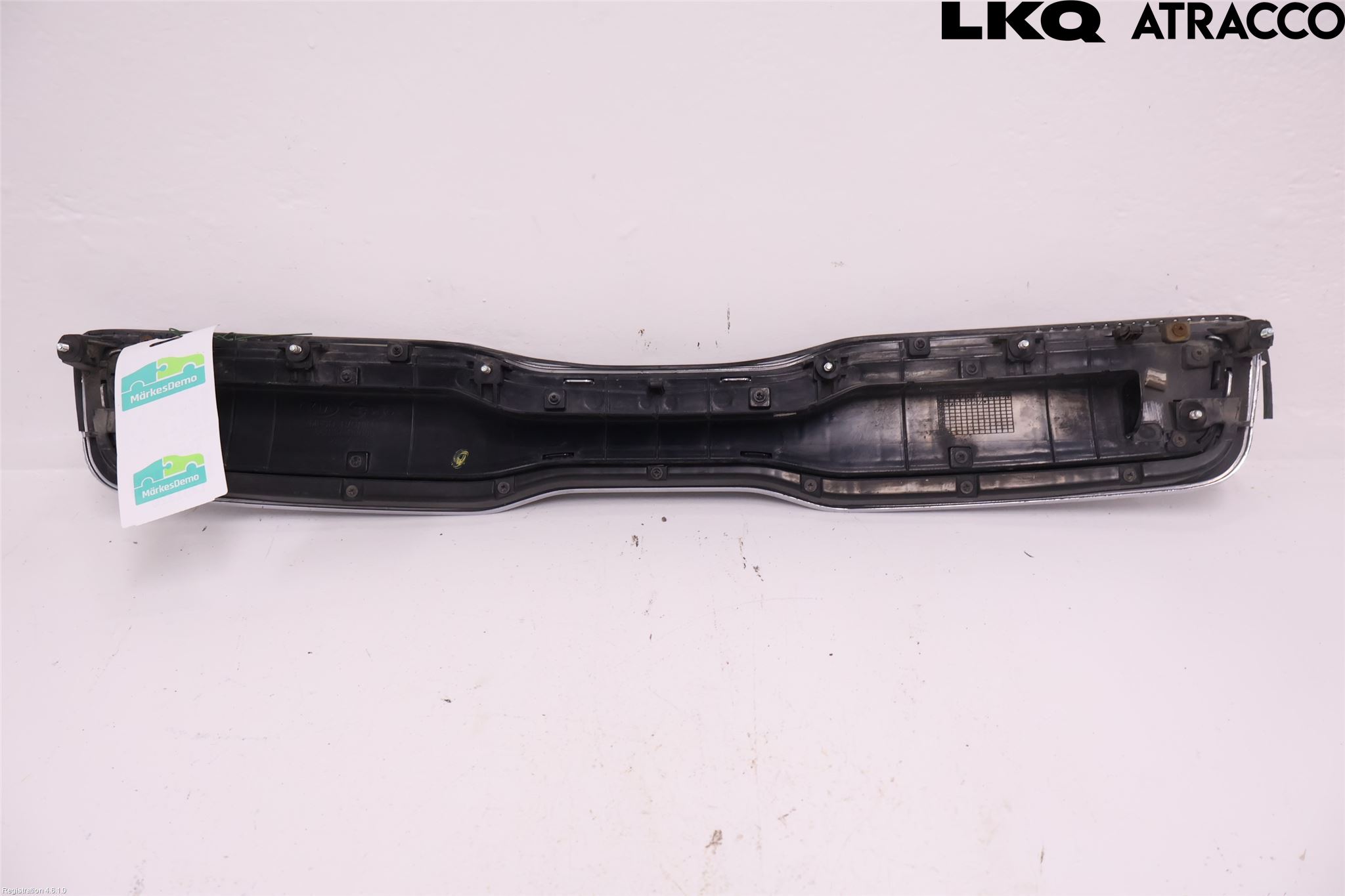 Kia SOUL 09- Grilldel Midt