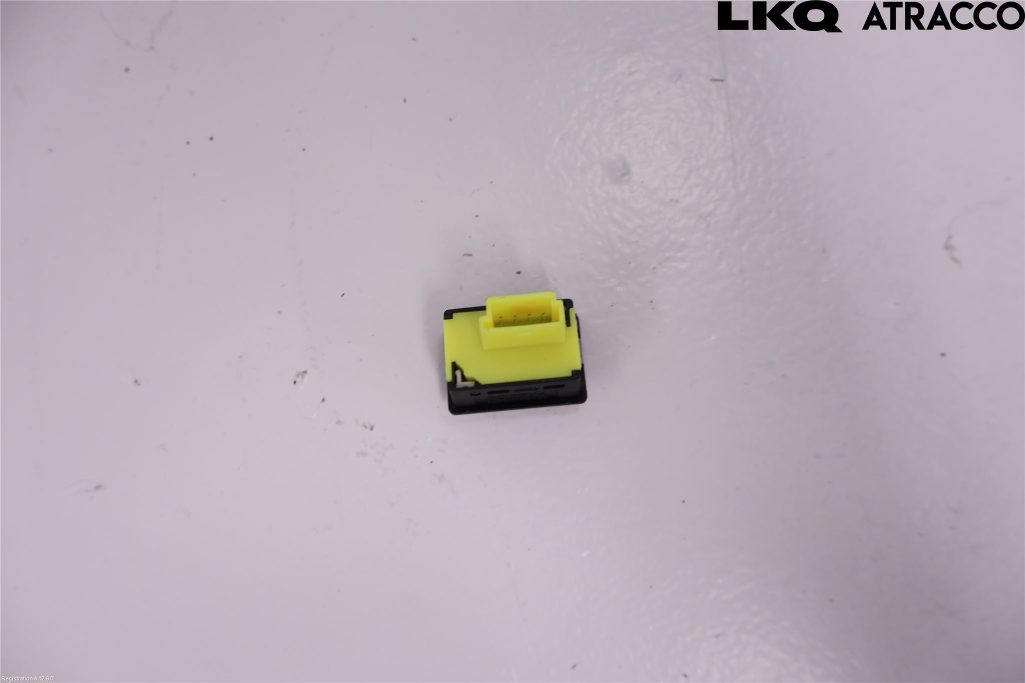 BMW 5 G30/G31/F90 17-23 Bryter Drivstoff Tankluke