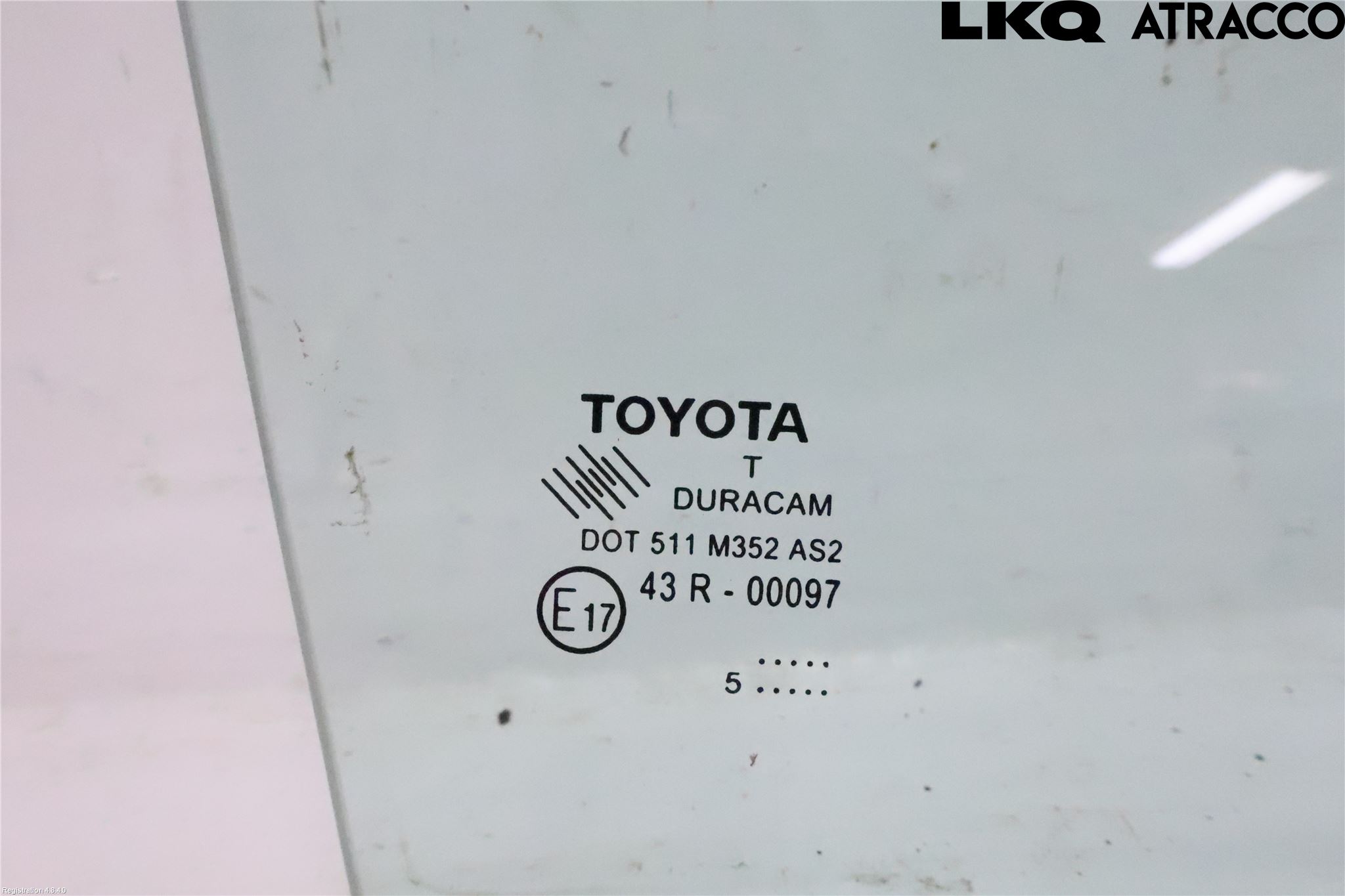 Toyota YARIS XP130 15-20 Dørrute Foran Venstre Trekant