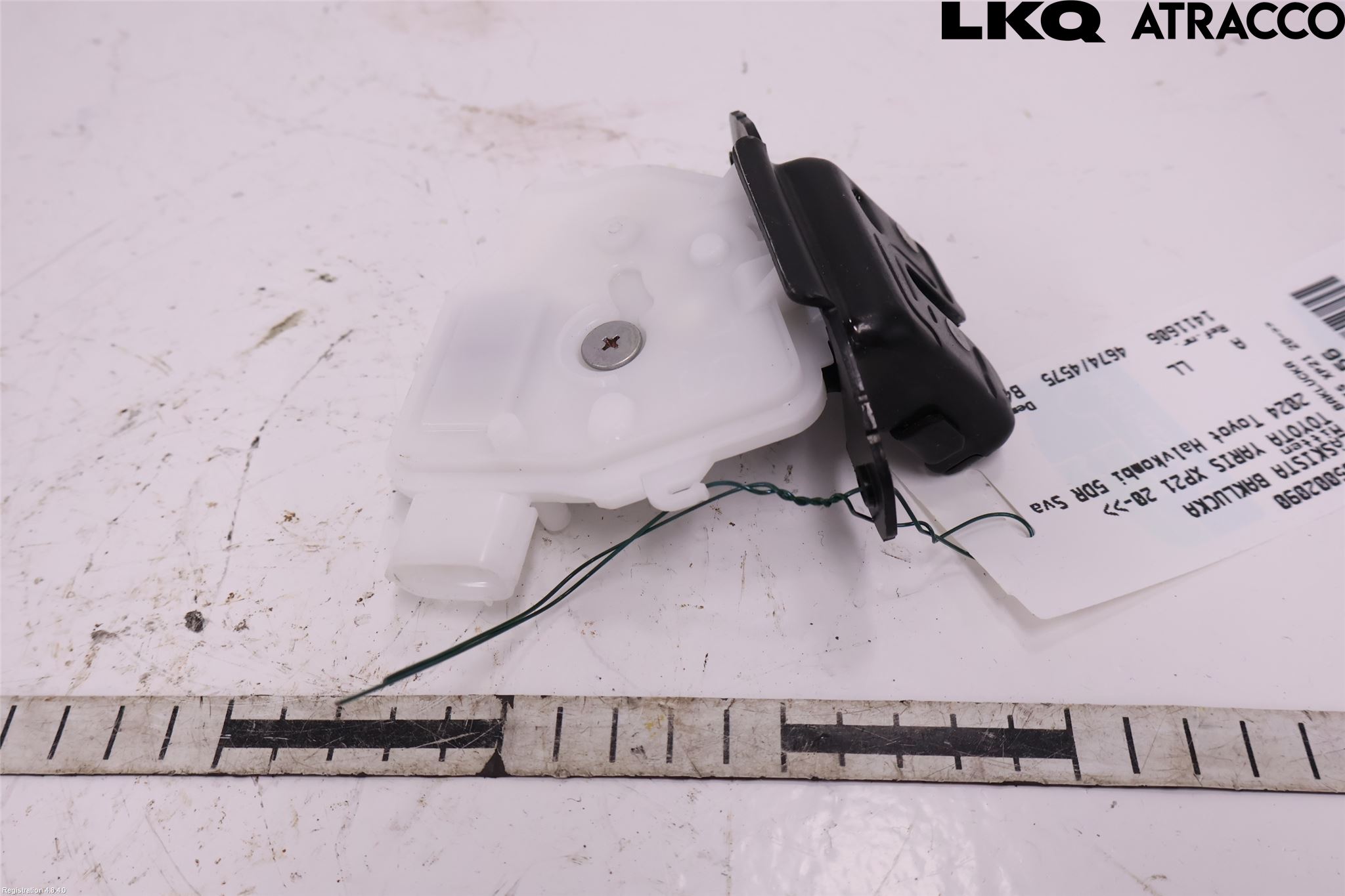 Toyota YARIS XP21 20- Bakluke-Lokk Låsekasse