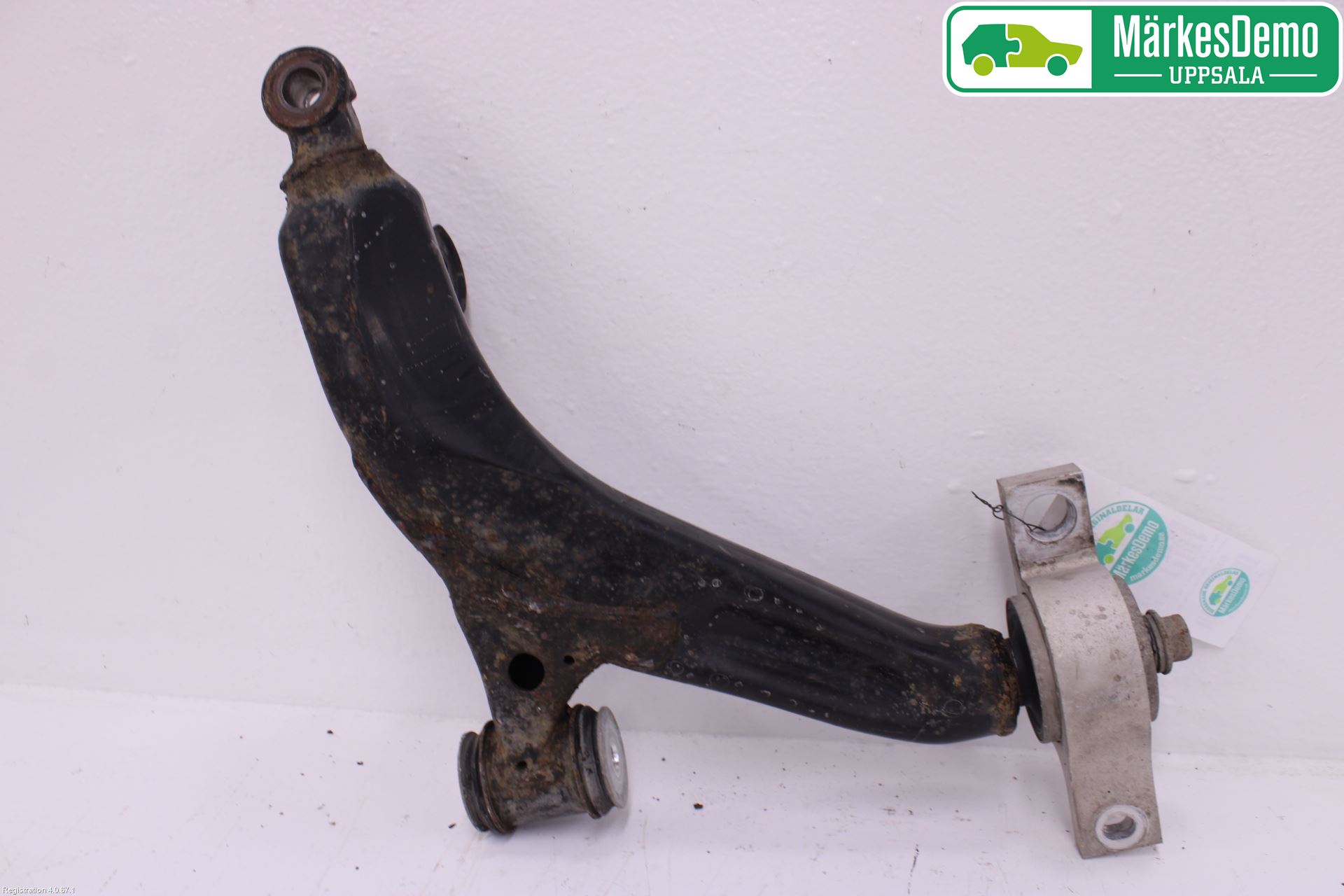 Lexus GS 300/430/450H 05-12 Bærearm Foran Venstre Nedre