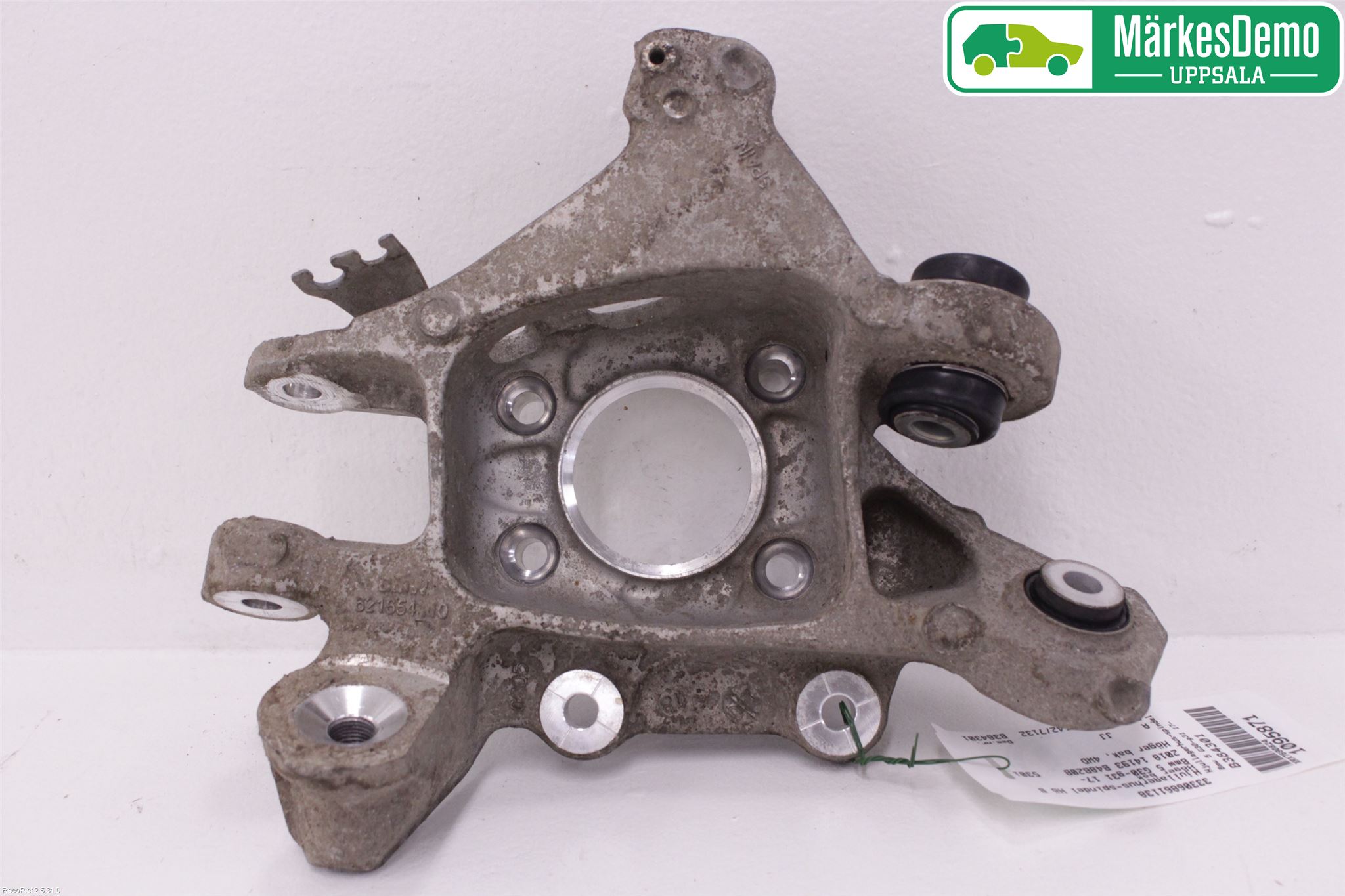 BMW 5 G30/G31/F90 17-23 Spindel Hb