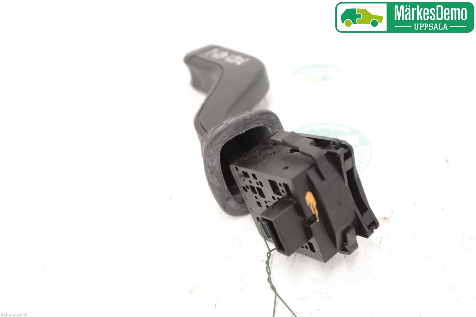 Opel CORSA C    00-06 Bryter Ratt Visker - Spyler