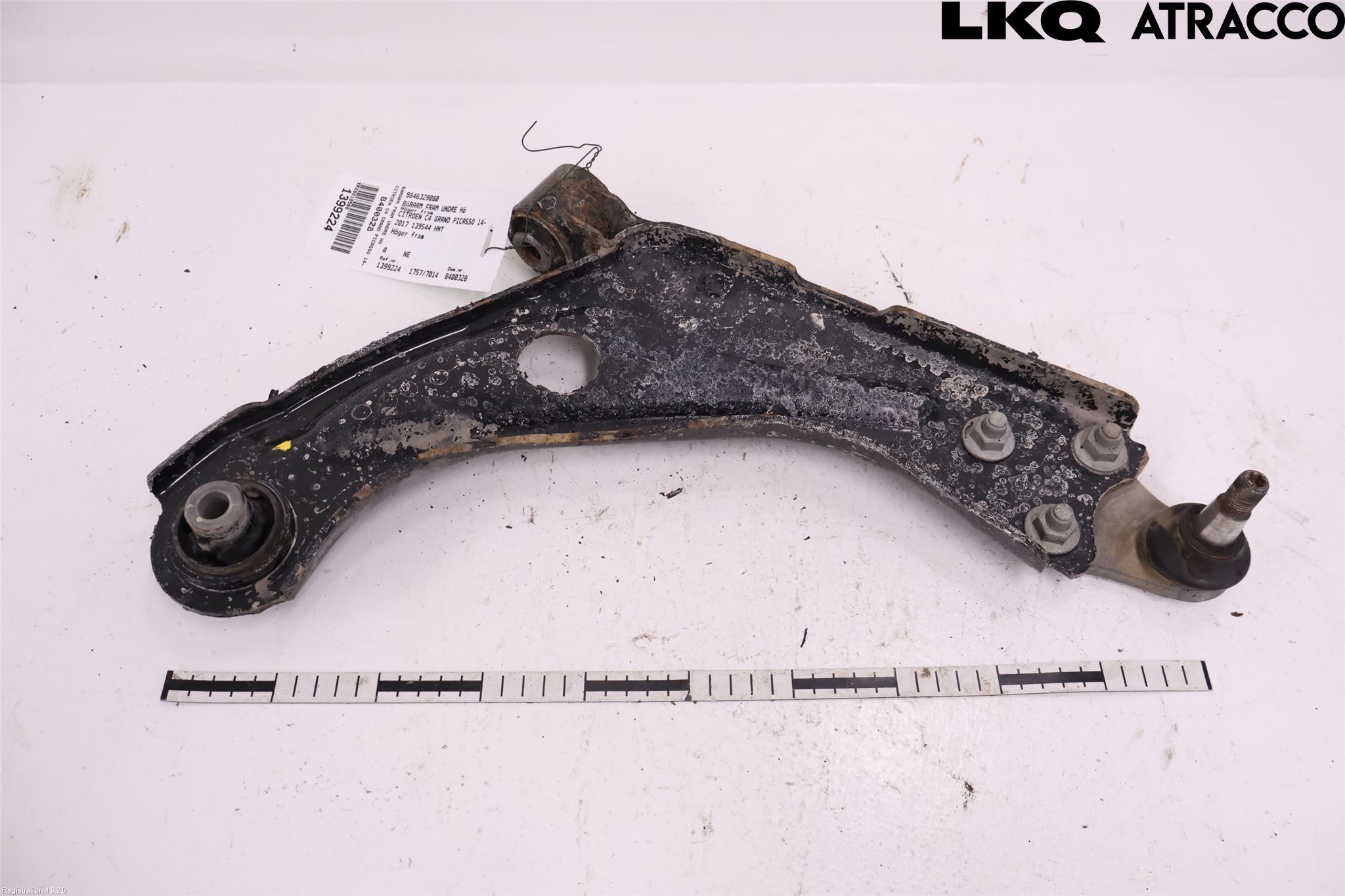 Citroen C4 GRAND PICASSO 14-18 Bærearm Foran Høyre Nedre