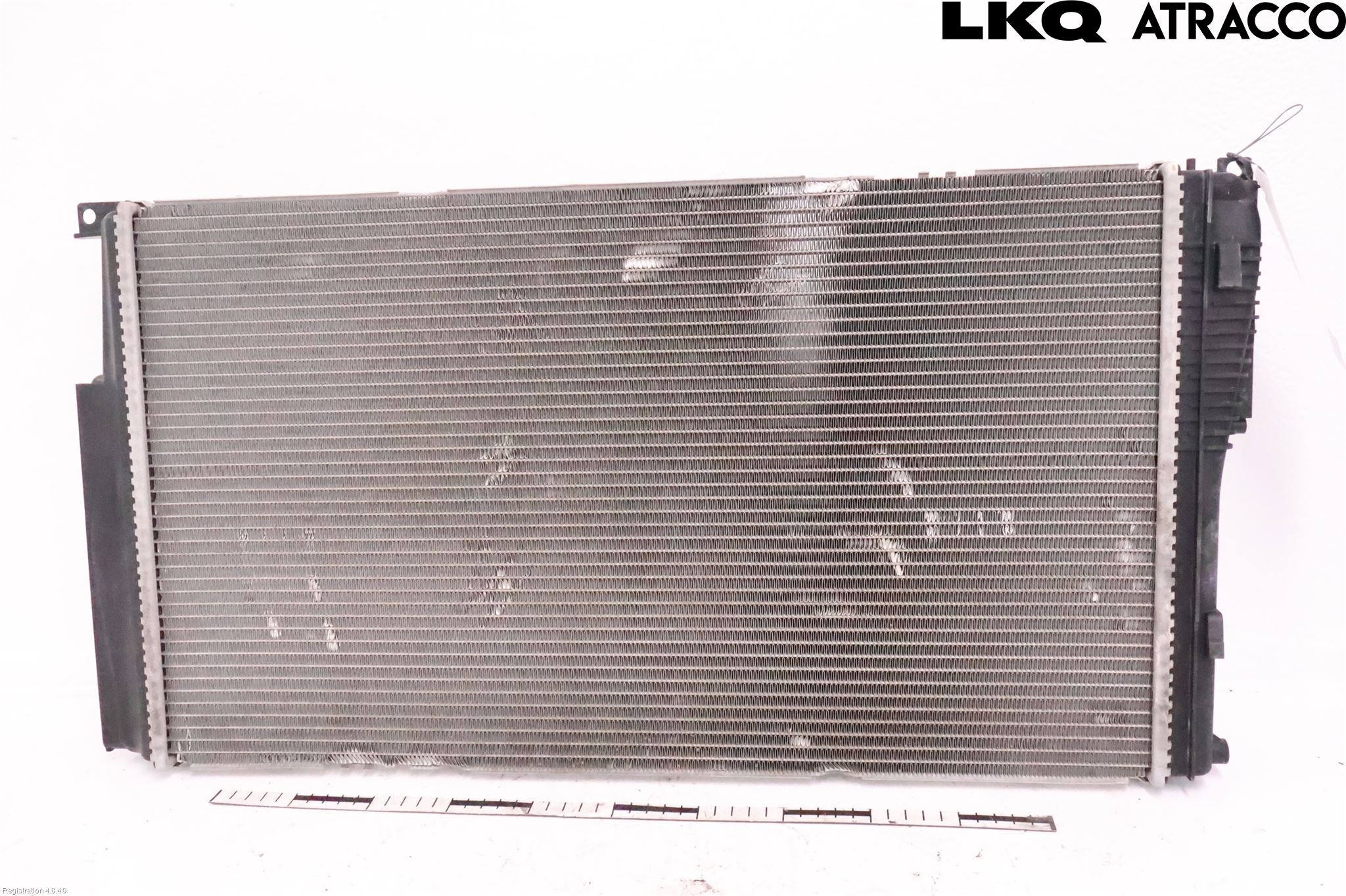 BMW i3 I01 13-22 Radiator Automat