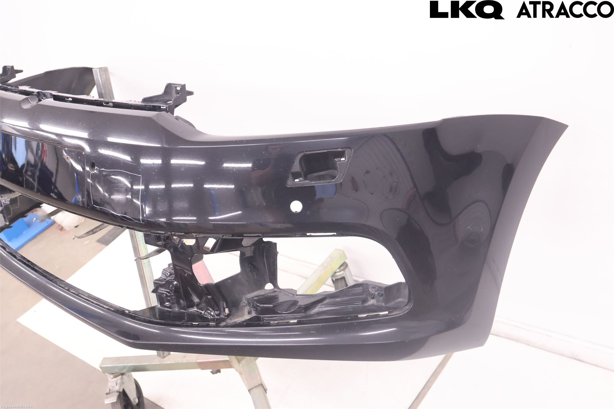 Volkswagen VW POLO 10-17 Støtfanger Foran Plastdeksel