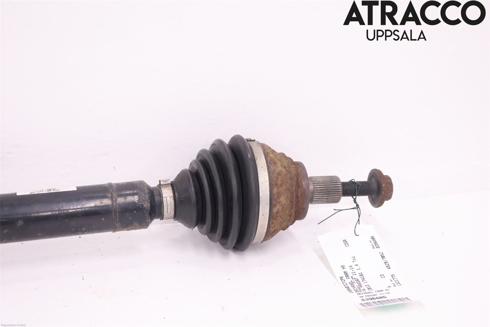 Volkswagen VW PASSAT 11-14 Drivaksel Foran Kompl Høyre