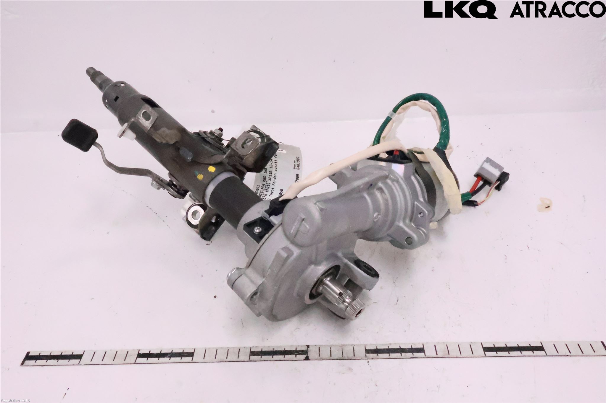 Toyota YARIS XP130 12-14 Rattakselaggregat Innebygd Servo