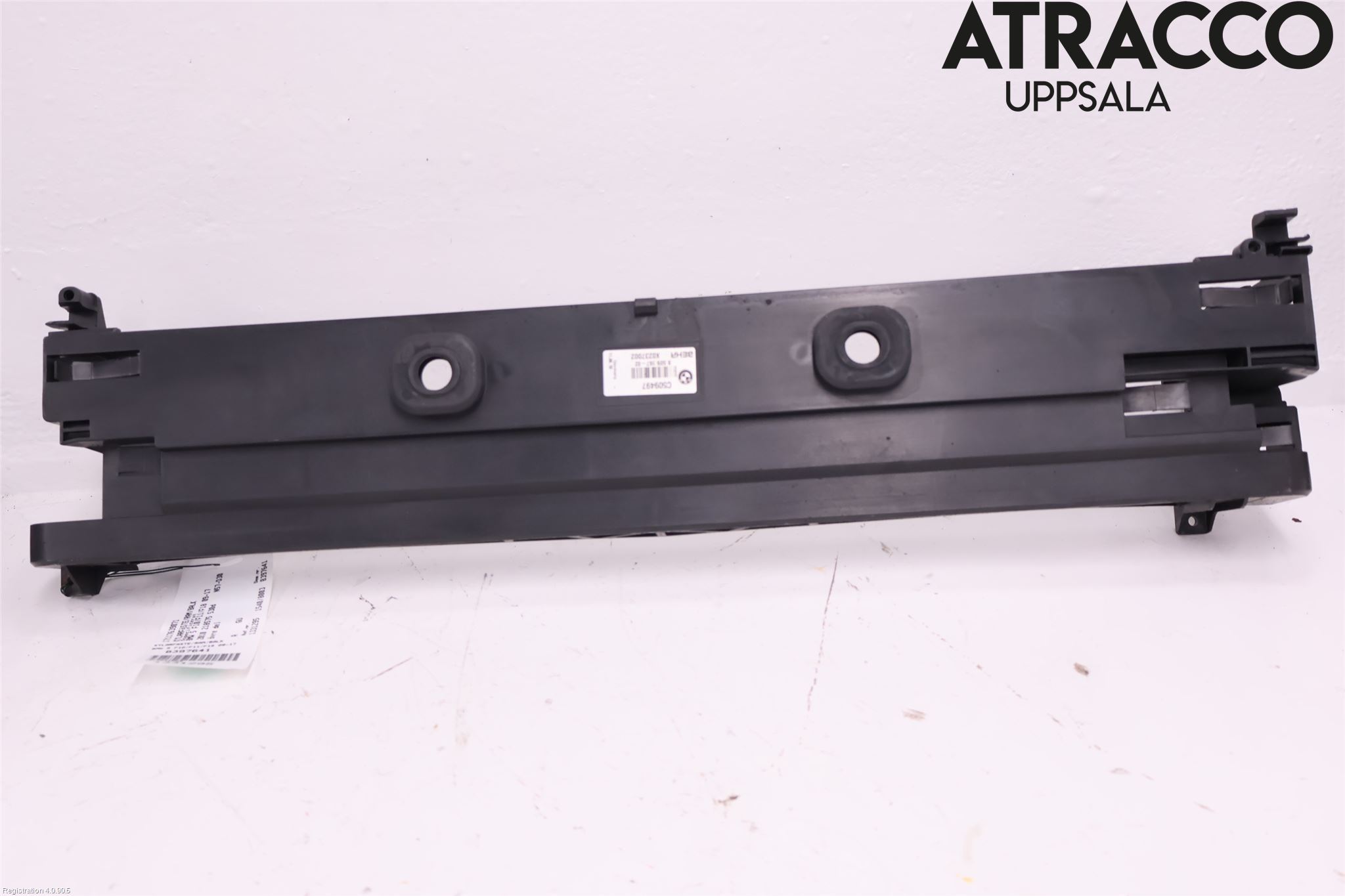 BMW 5 F10/F11/F18 09-17 Radiator Feste - Ramme - Bjelk
