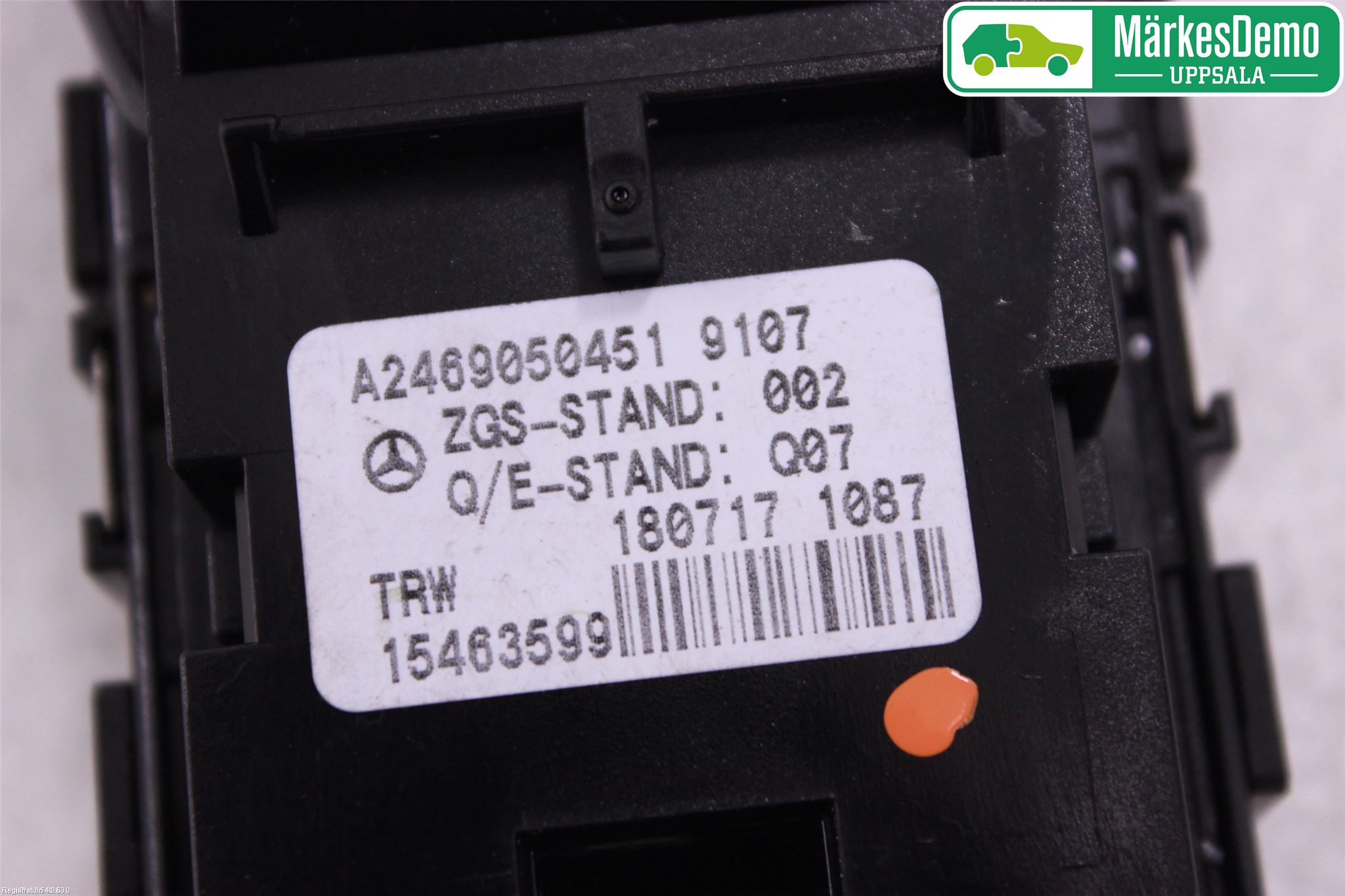Mercedes-Benz MB CLA-KLASS (C117/X117) 13-19 Bryter Parkeringsbrems