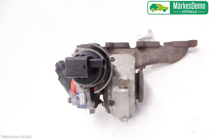 Volkswagen VW POLO 10-17 Turboaggregat