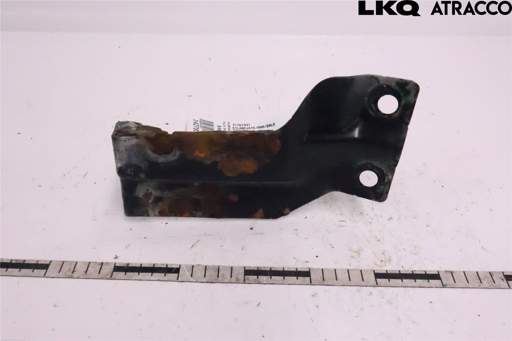 Volvo XC60 09-13 Radiator Feste - Ramme - Bjelk