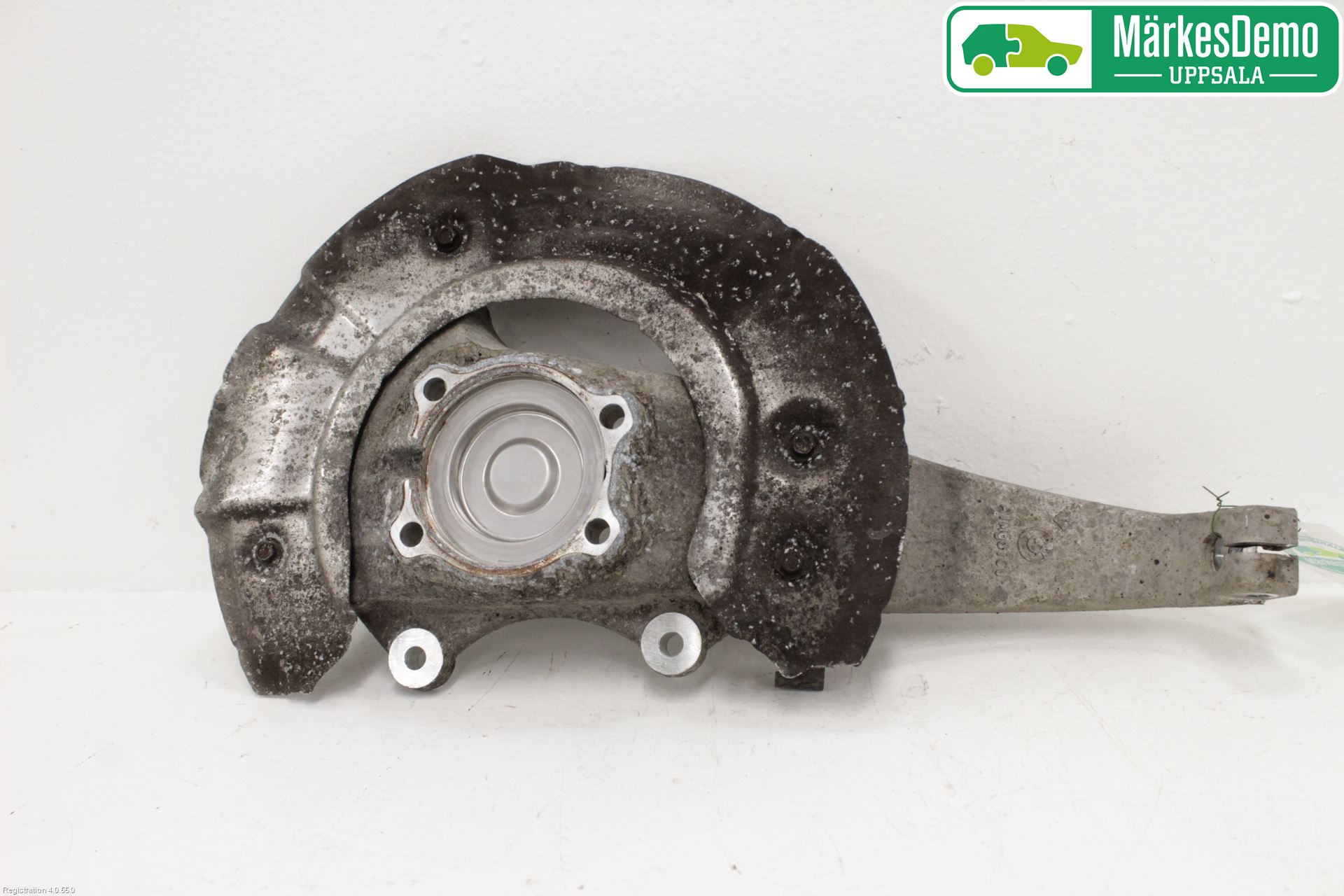 BMW 5 F10/F11/F18 09-17 Spindel Vf