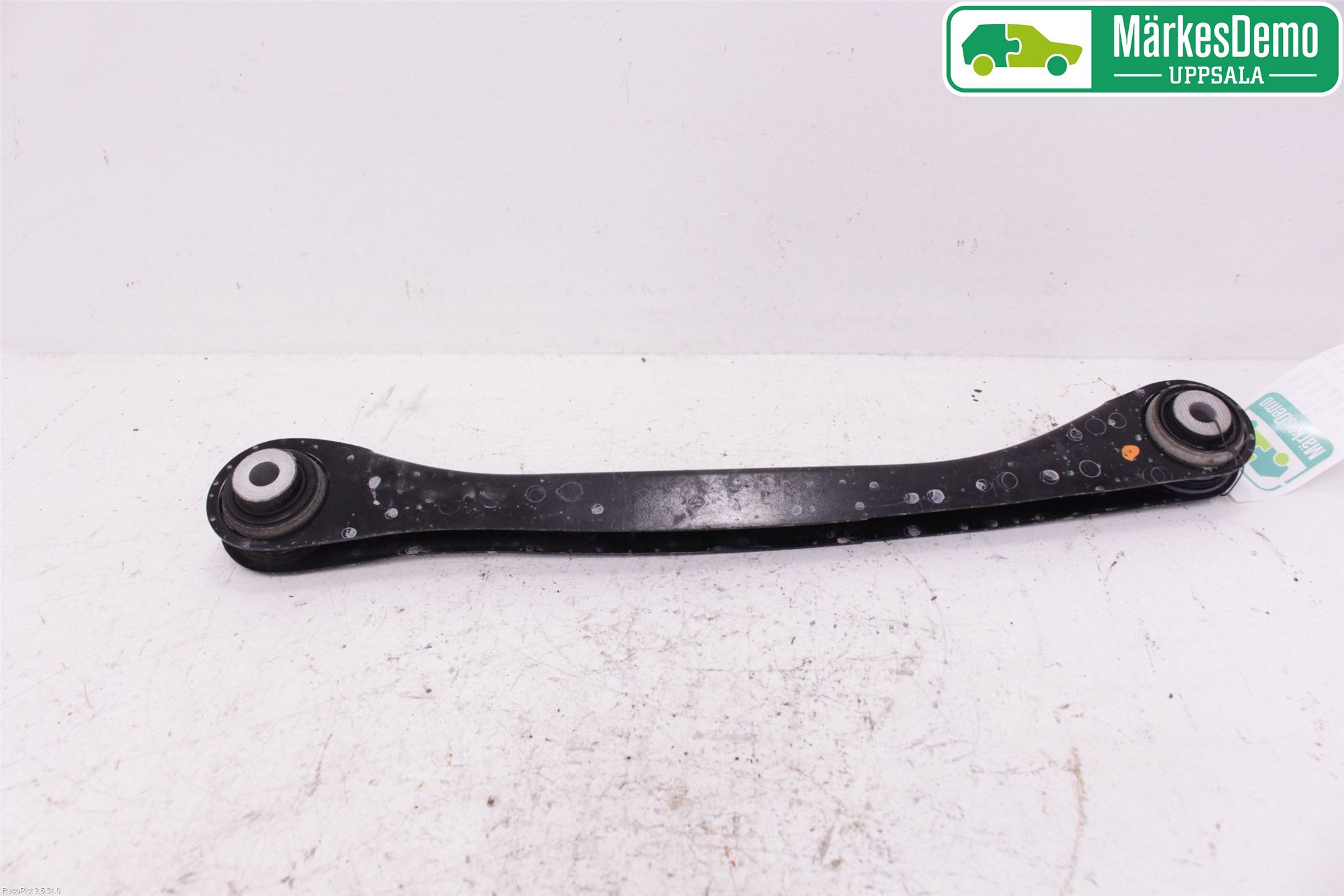 BMW 5 G30/G31/F90 17-23 Bærearm Bak Venstre