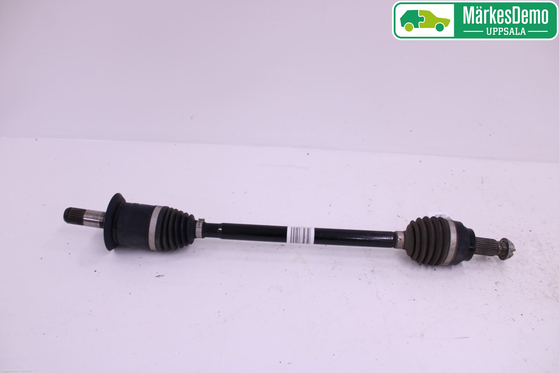 BMW 1 F20/F21 11-19 Drivaksel Bak Kompl Venstre