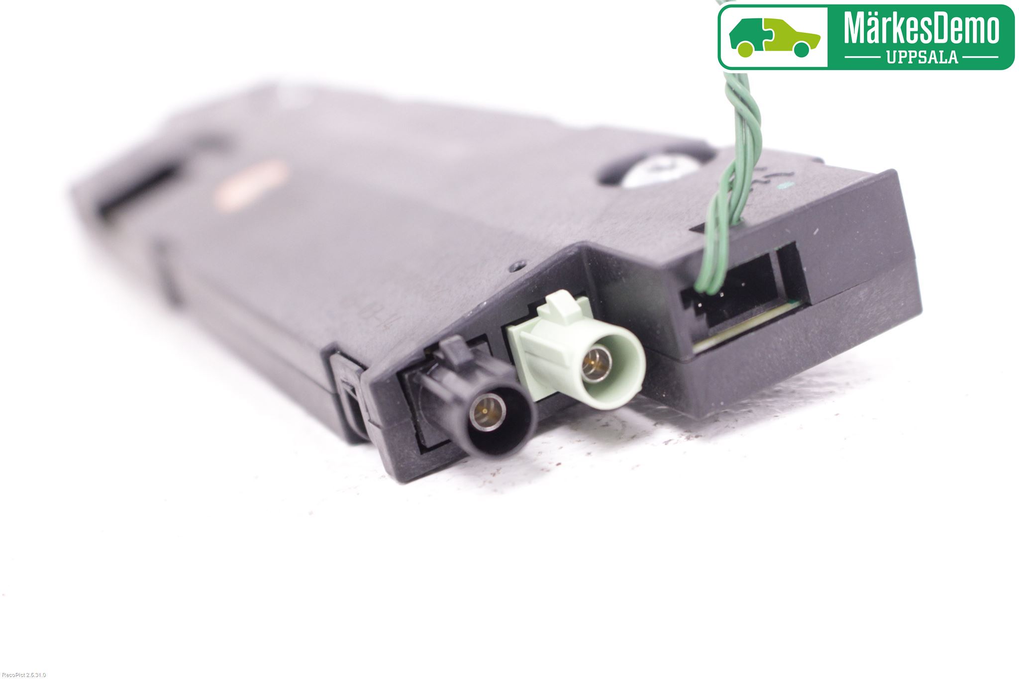BMW 5 F10/F11/F18 09-17 Stereo Antenneforsterker