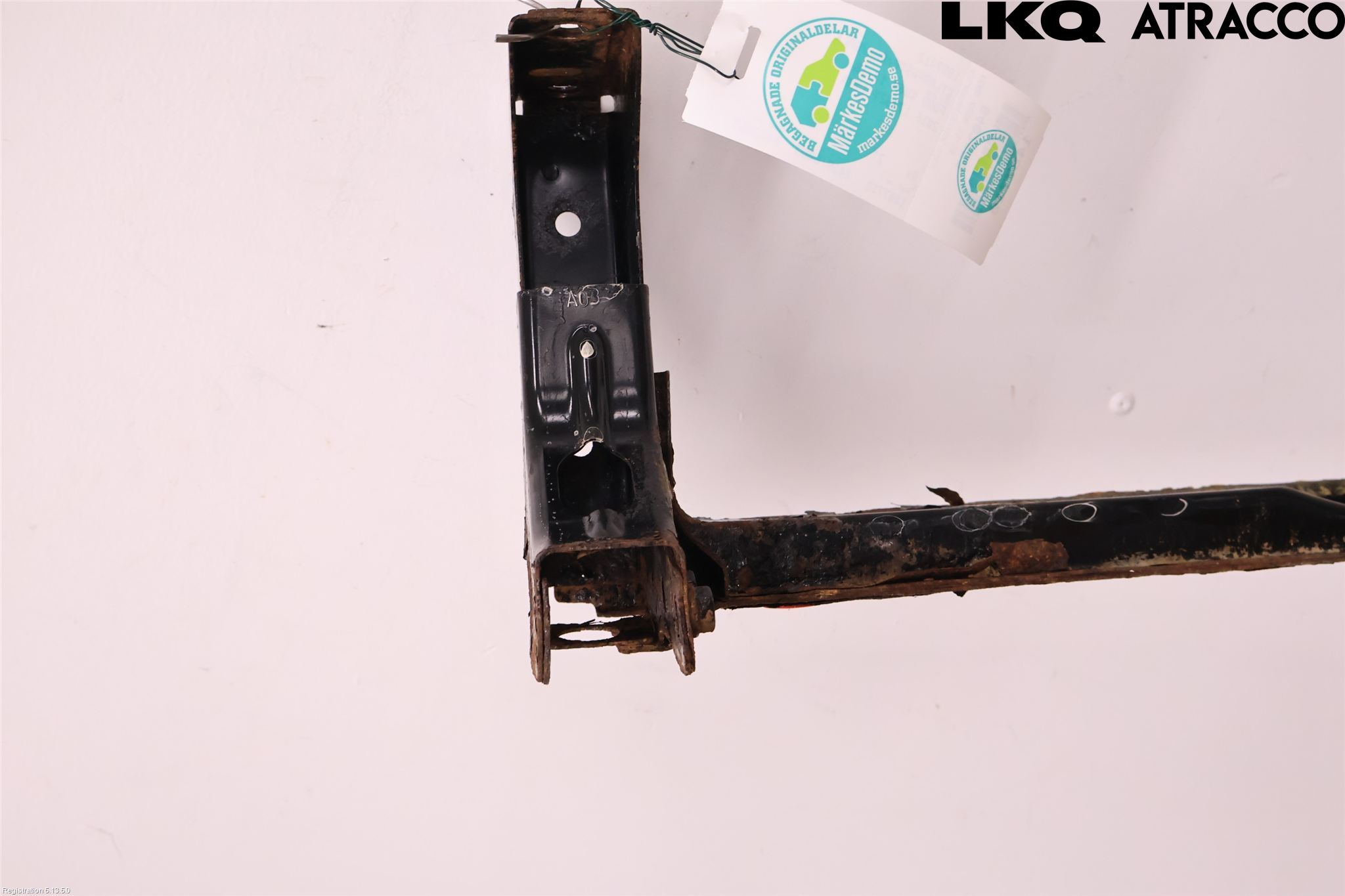 Ford KUGA 13-16 Radiator Feste - Ramme - Bjelk