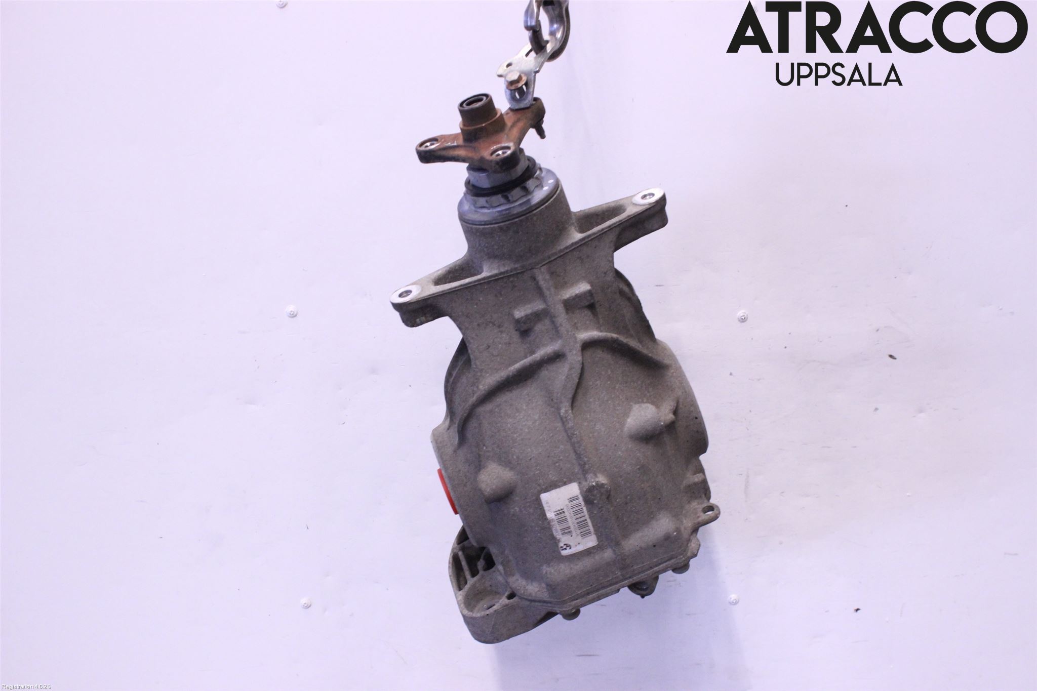 BMW 5 F10/F11/F18 09-17 Bakaksel Kardang Bak -Diff