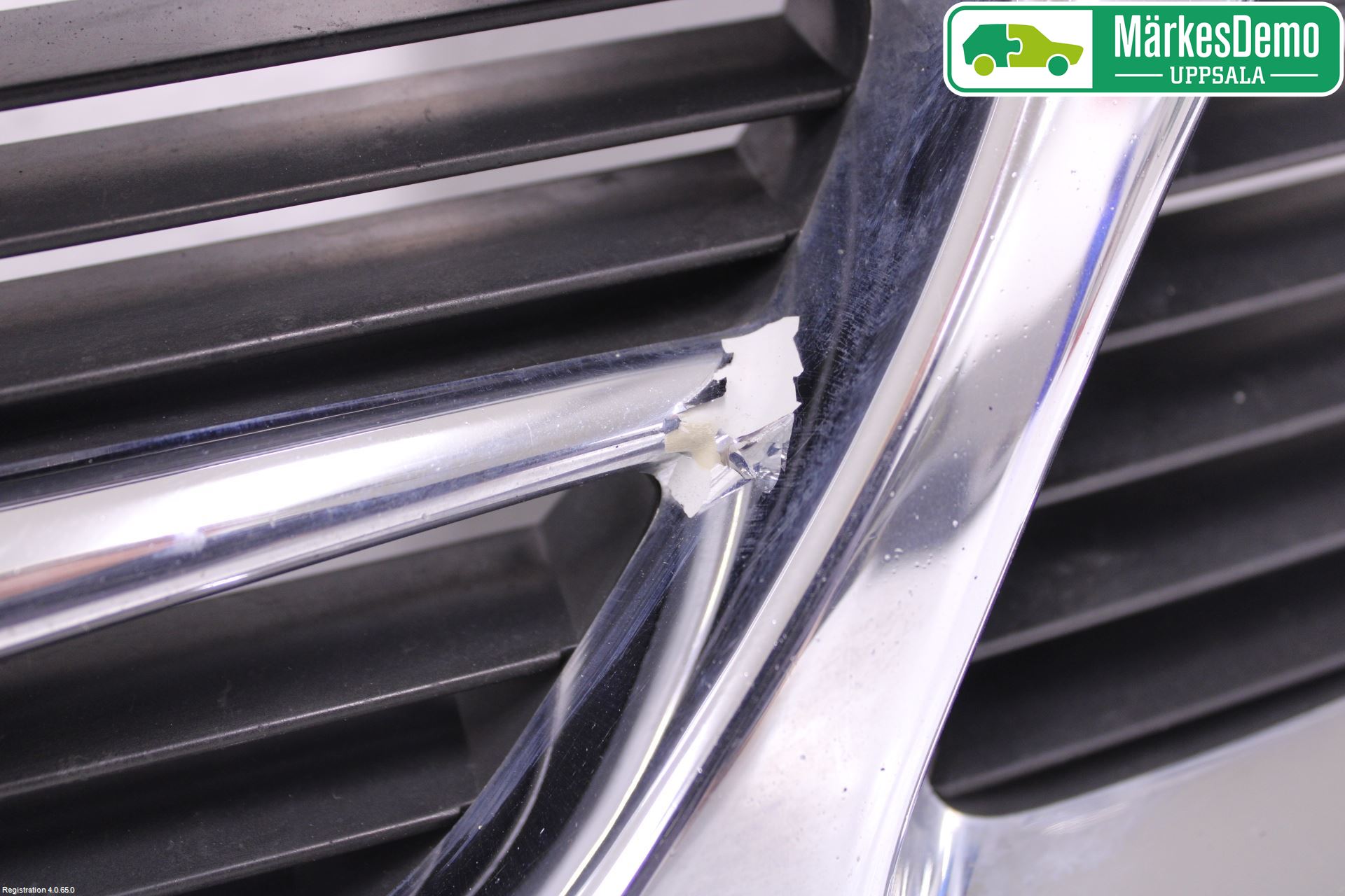 Saab 9-5 -05 Grilldel Midt