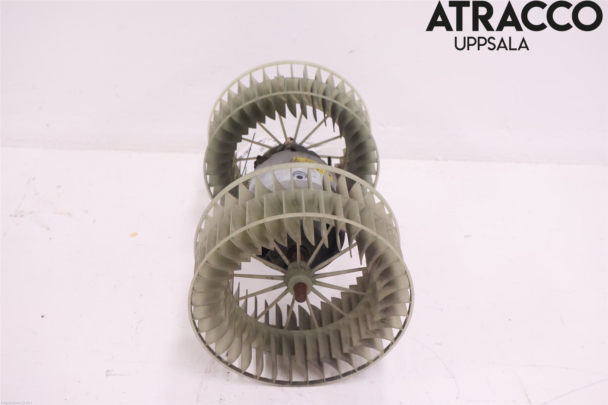 BMW 7 E32      86-94 Varmeapparat Viftemotor