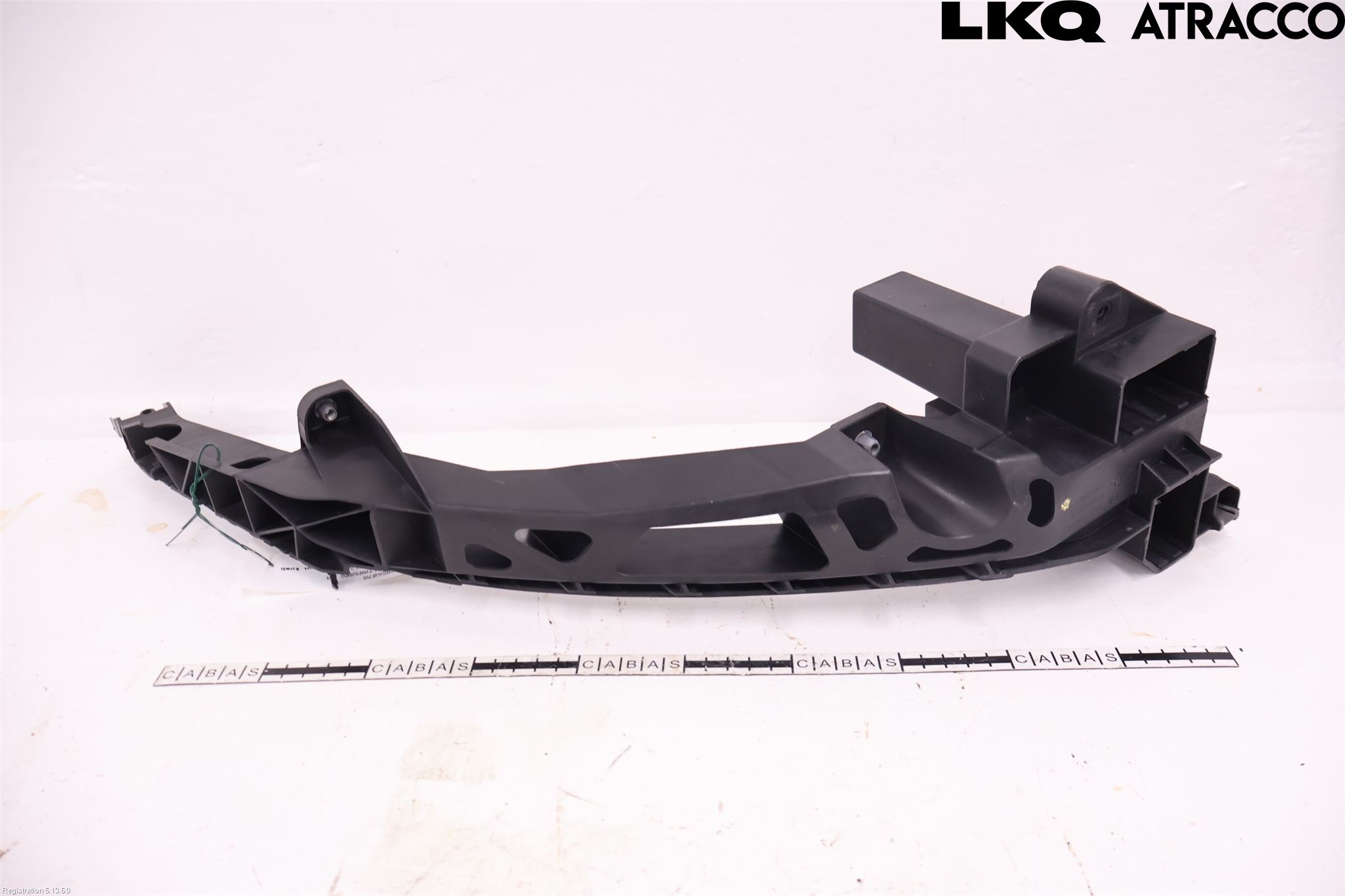 Audi Q3 8U 12-18 Frontlykt Ramme V Lyktering